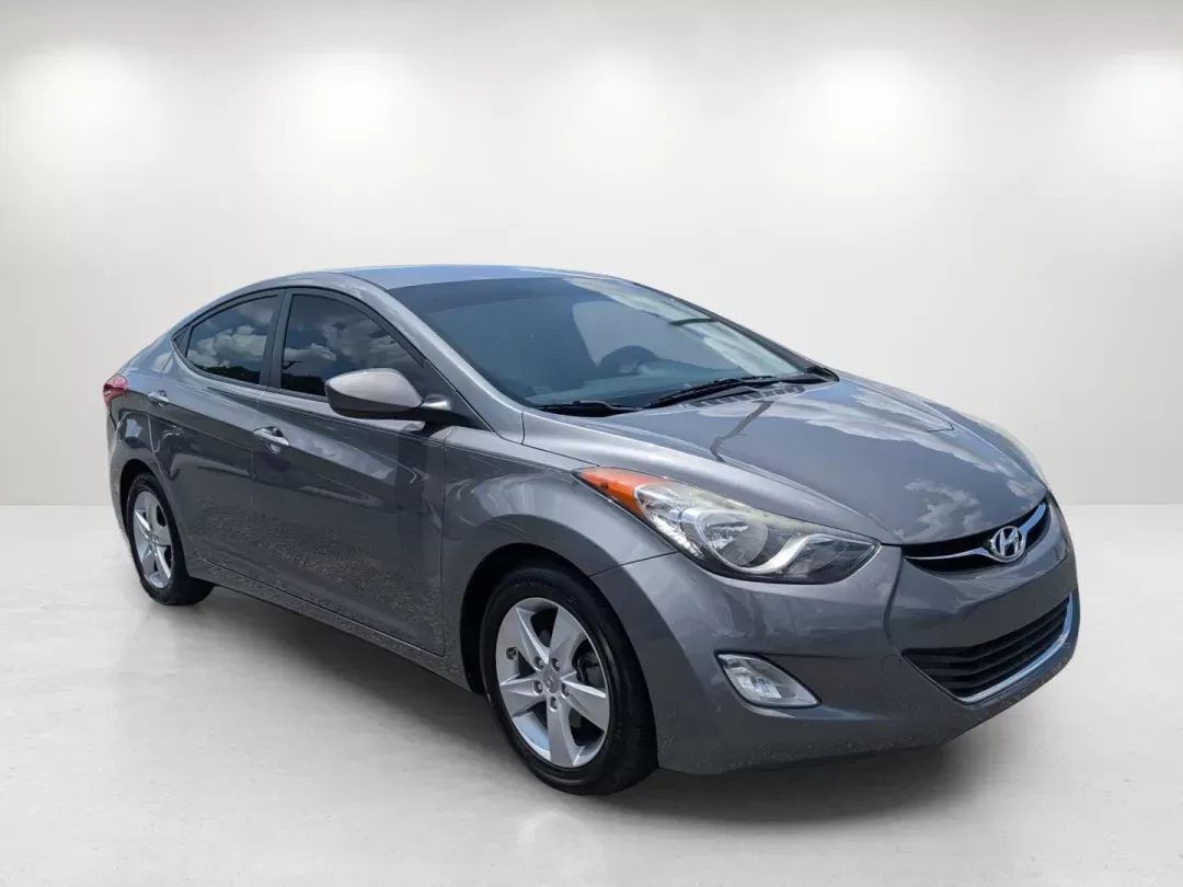2013 /Gray Hyundai Elantra GLS (5NPDH4AE2DH) with an Gas I4 1.8L/110 engine, 6-Speed Automatic w/Manual Shift transmission, located at 521 Old Farm Lane Rd, Prattville, AL, 36066, (334) 325-1505, 32.482460, -86.416367 - 2013 Hyundai Elantra GLS - Photo#2
