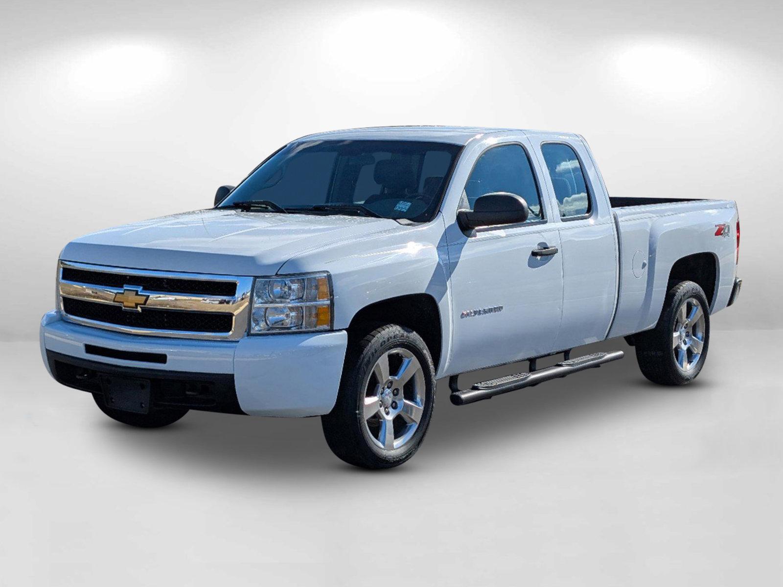 2013 /Dark Titanium Chevrolet Silverado 1500 Work Truck (1GCRKPEA0DZ) with an Gas/Ethanol V8 4.8L/293 engine, 4-Speed Automatic transmission, located at 521 Old Farm Lane Rd, Prattville, AL, 36066, (334) 325-1505, 32.482460, -86.416367 - 2013 Chevrolet Silverado 1500 Work Truck - Photo#5