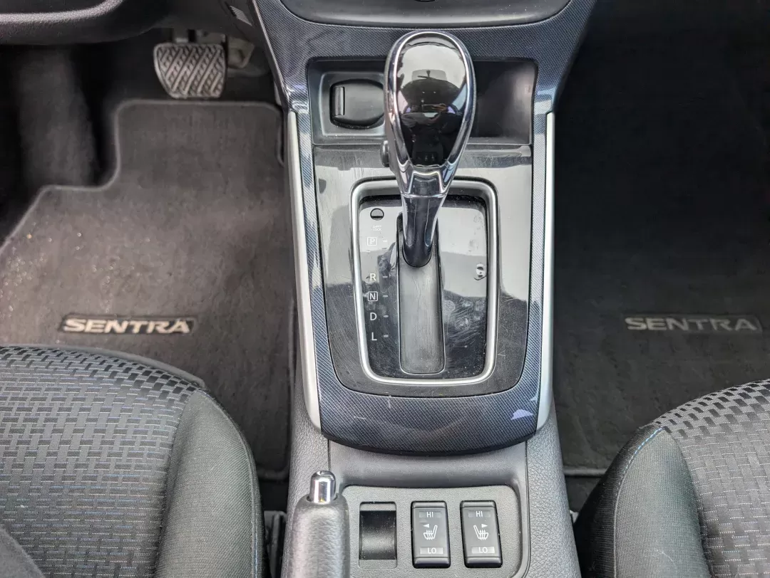 2019 /Charcoal Nissan Sentra SR (3N1AB7AP1KY) with an Regular Unleaded I-4 1.8 L/110 engine, 1-Speed CVT w/OD transmission, located at 3959 U.S. 80 W, Phenix City, AL, 36870, (334) 297-4885, 32.469296, -85.135185 - 2019 Nissan Sentra SR - Photo#12