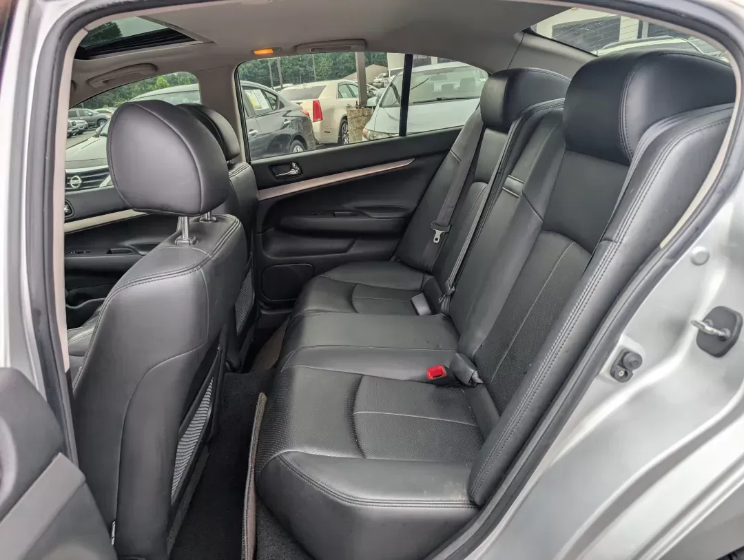 2012 /Graphite Infiniti G37 Sedan Journey (JN1CV6AP9CM) with an Other engine, located at 3959 U.S. 80 W, Phenix City, AL, 36870, (334) 297-4885, 32.469296, -85.135185 - **Elevate Your Drive with the Stylish 2012 Infiniti G37 Sedan Perfect for Everyday Adventures!**<br /> <br /> Are you ready to transform your daily commute into an elevated experience? Look no further than this stunning 2012 Infiniti G37 Sedan, available now at Gils Auto in Phenix City, AL. This lu - Photo#10