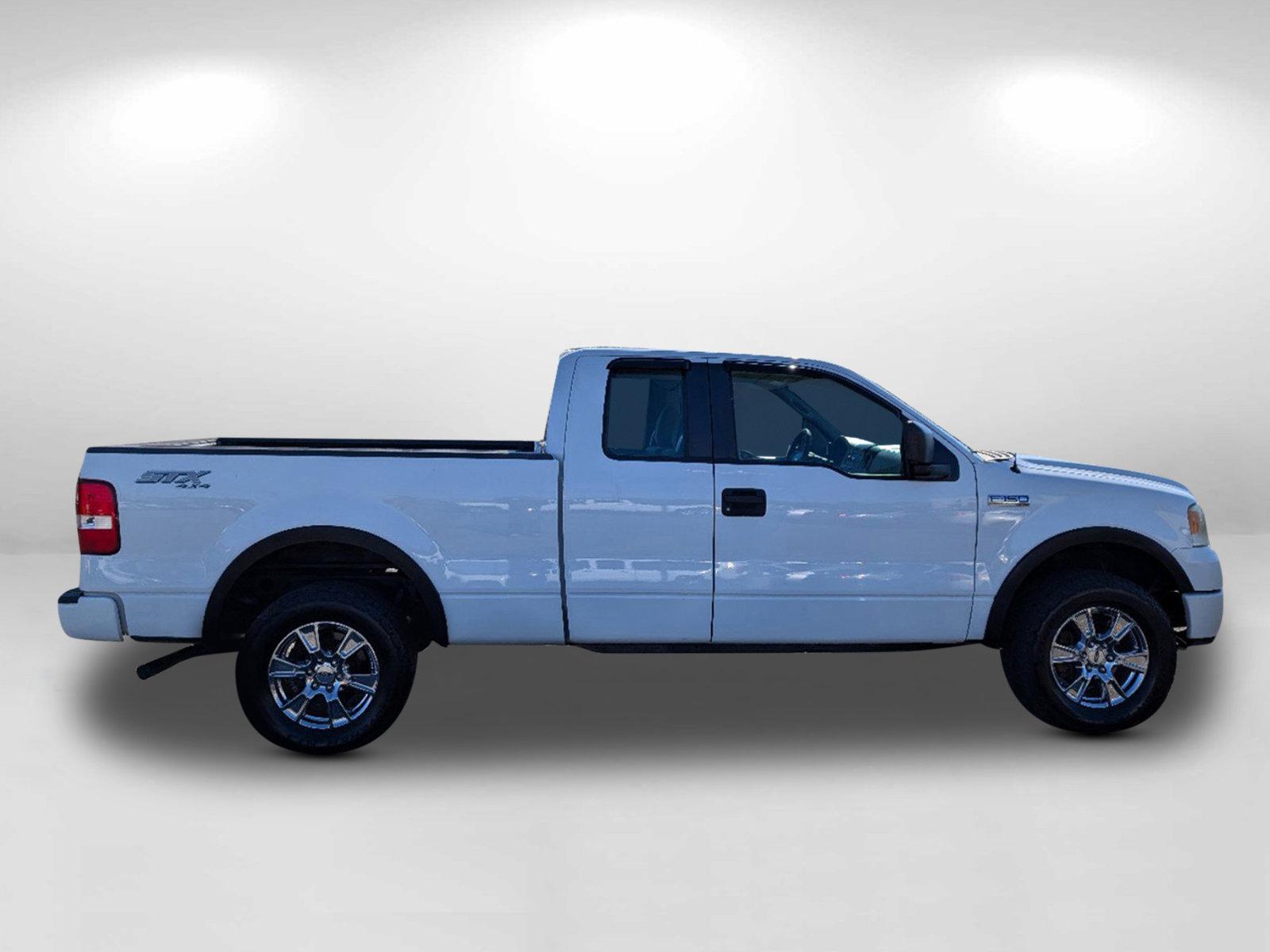 2008 Ford F-150 STX (1FTRX14WX8F) with an Gas V8 4.6L/281 engine, 4-Speed Automatic w/OD transmission, located at 3959 U.S. 80 W, Phenix City, AL, 36870, (334) 297-4885, 32.469296, -85.135185 - 2008 Ford F-150 STX - Photo#6