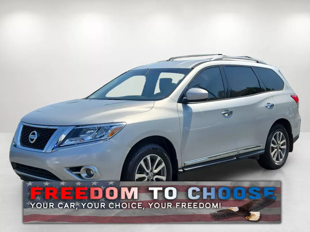 photo of 2013 Nissan Pathfinder SL