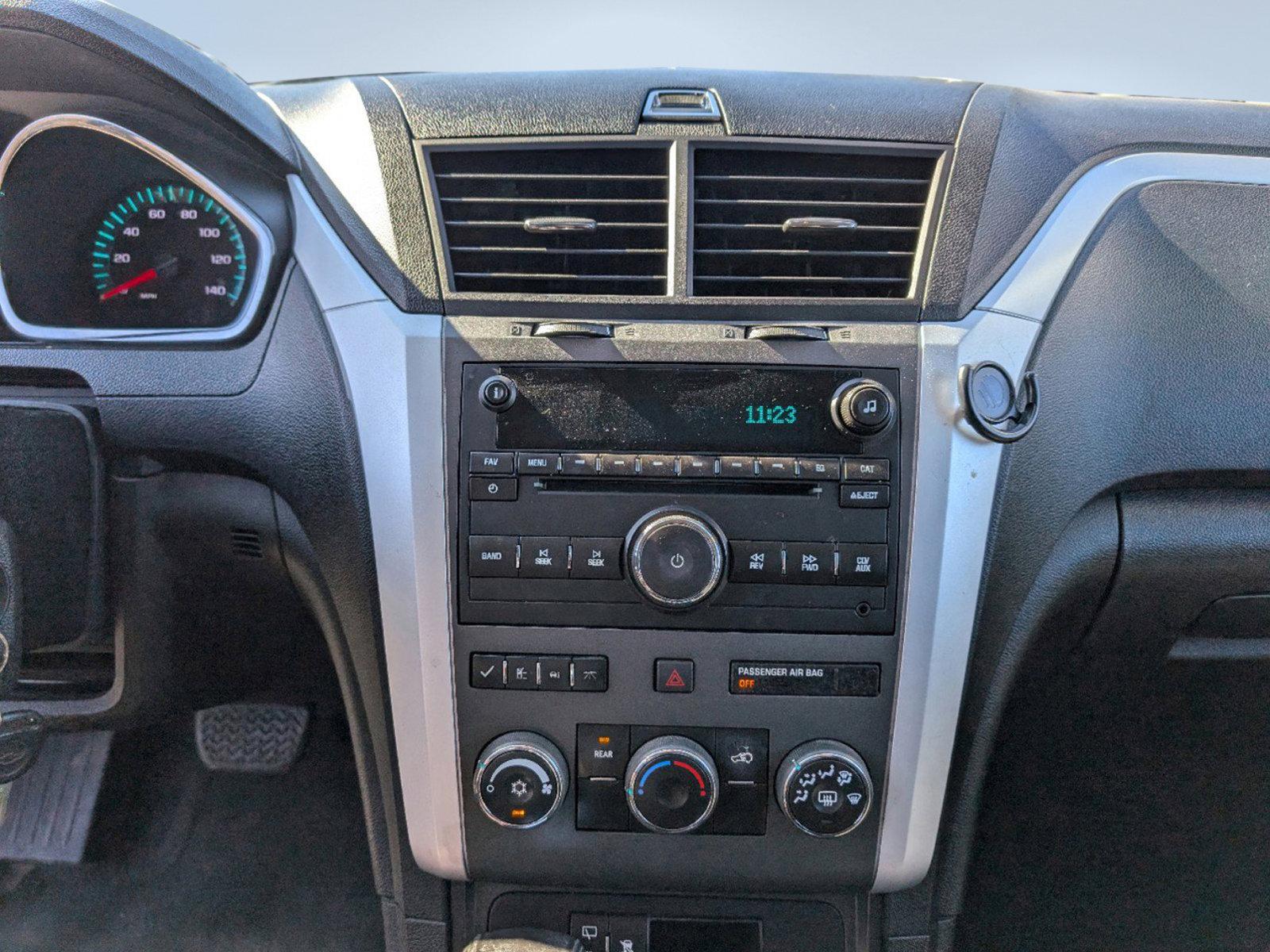 2012 /Ebony Chevrolet Traverse LT w/1LT (1GNKRGEDXCJ) with an Gas V6 3.6L/220 engine, 6-Speed Automatic transmission, located at 7000 Northlake Connector, Columbus, GA, 31904, (706) 987-8085, 32.524975, -84.978134 - 2012 Chevrolet Traverse LT w/1LT - Photo#12