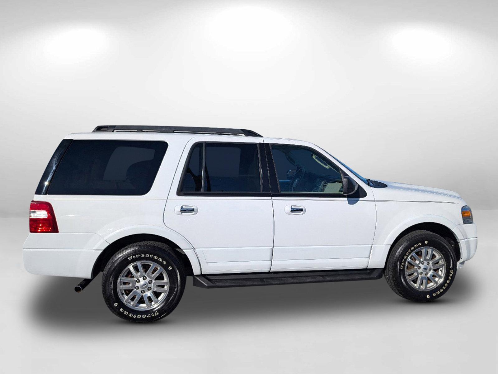 2014 Ford Expedition XLT (1FMJU1H59EE) with an Regular Unleaded V-8 5.4 L/330 engine, 6-Speed Automatic w/OD transmission, located at 5115 14th Ave., Columbus, GA, 31904, (706) 323-0345, 32.511494, -84.971046 - 2014 Ford Expedition XLT - Photo#4