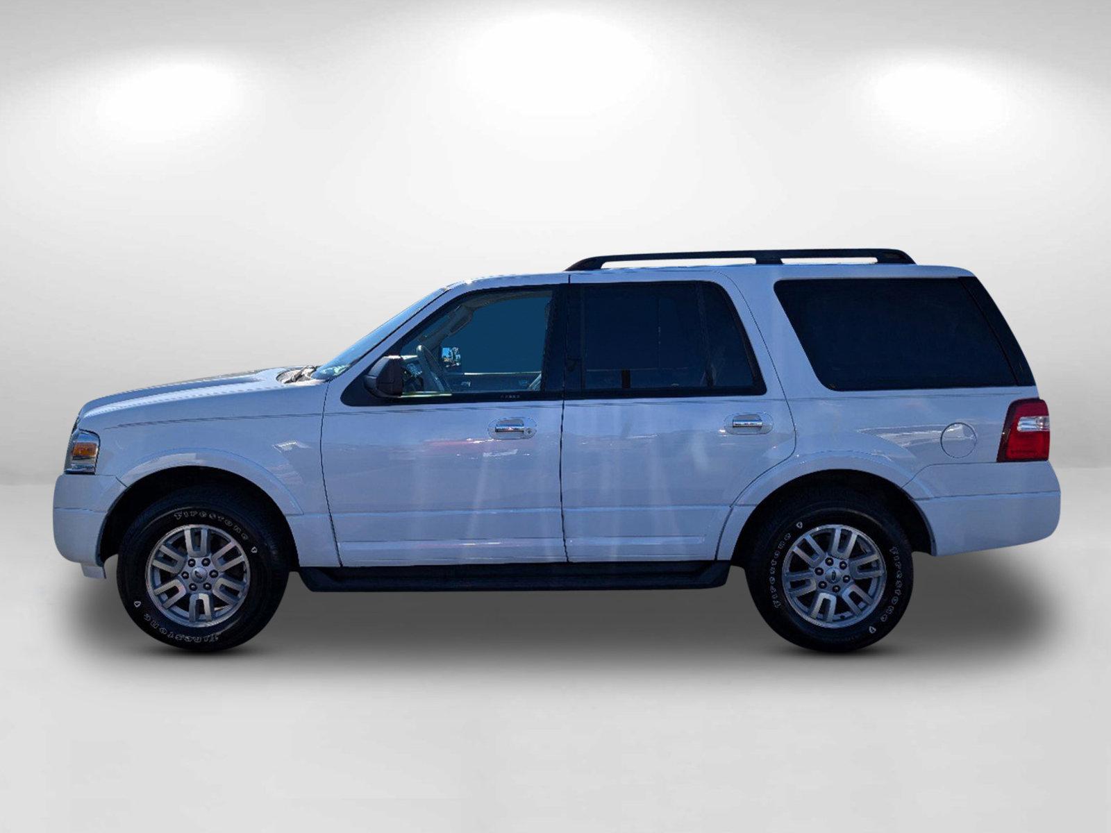 2014 Ford Expedition XLT (1FMJU1H59EE) with an Regular Unleaded V-8 5.4 L/330 engine, 6-Speed Automatic w/OD transmission, located at 5115 14th Ave., Columbus, GA, 31904, (706) 323-0345, 32.511494, -84.971046 - 2014 Ford Expedition XLT - Photo#8