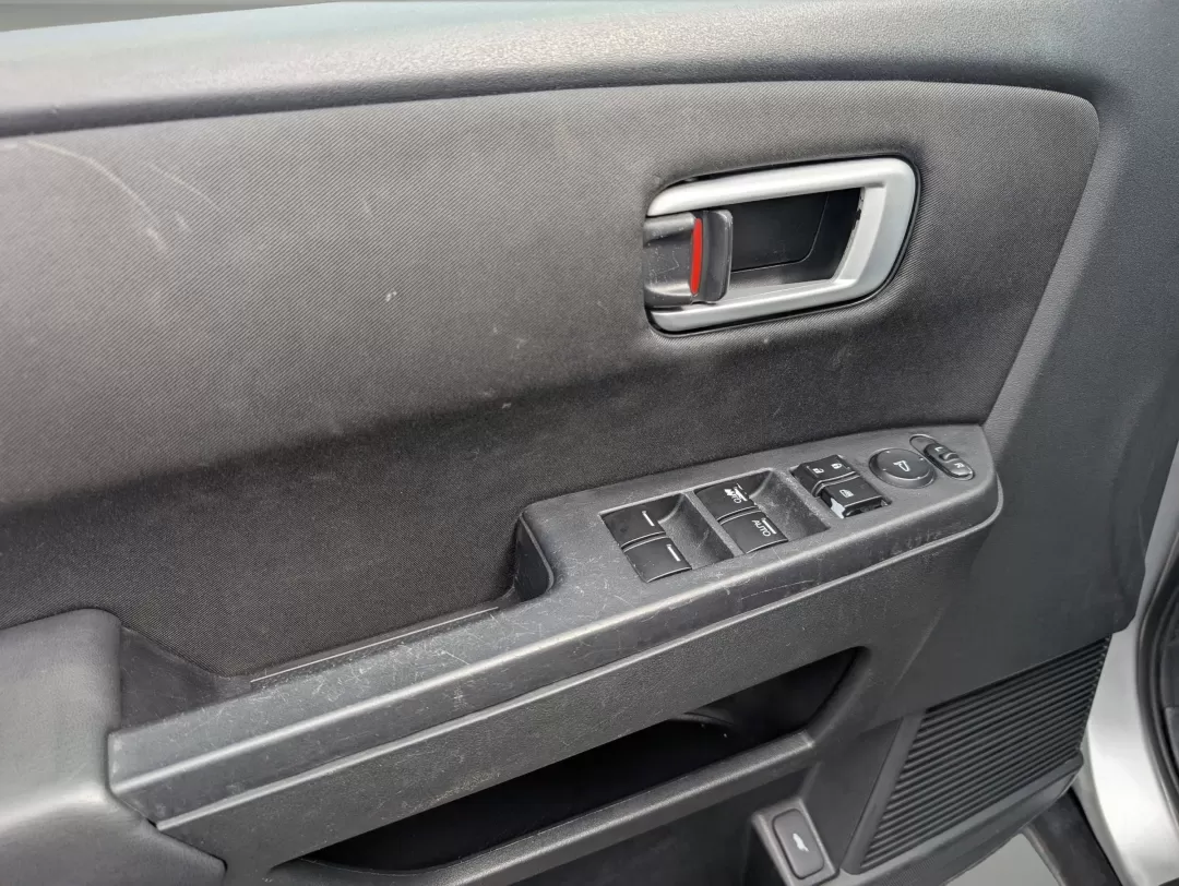 2011 Honda Pilot EX (5FNYF3H40BB) with an Other engine, located at 1430 Gateway Drive, Opelika, AL, 36801, (334) 239-0944, 32.637871, -85.409790 - **Discover Your Next Adventure with the 2011 Honda Pilot EX at Gils Auto - Opelika!**<br /> <br /> Are you seeking a reliable and versatile vehicle that caters to your family's needs or weekend escapades? Look no further than the 2011 Honda Pilot EX, available now at Gils Auto located at 1430 Gatewa - Photo#8