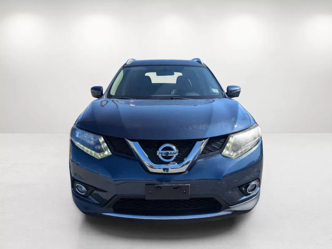 2016 /Charcoal Nissan Rogue SL (KNMAT2MT2GP) with an Other engine, located at 3959 U.S. 80 W, Phenix City, AL, 36870, (334) 297-4885, 32.469296, -85.135185 - **Adventure Awaits with the 2016 Nissan Rogue SL at Gils Auto - Columbus!**<br /> <br /> Are you ready to elevate your daily commute or weekend getaways? The 2016 Nissan Rogue SL is the perfect companion for anyone looking to blend comfort, safety, and style in their next vehicle. Whether you're nav - Photo#1
