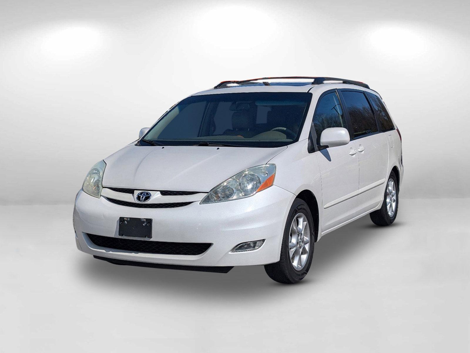 2006 Toyota Sienna (5TDZA22C46S) with an Gas V6 3.3L/201 engine, 5-Speed Automatic transmission, located at 3959 U.S. 80 W, Phenix City, AL, 36870, (334) 297-4885, 32.469296, -85.135185 - 2006 Toyota Sienna - Photo#5