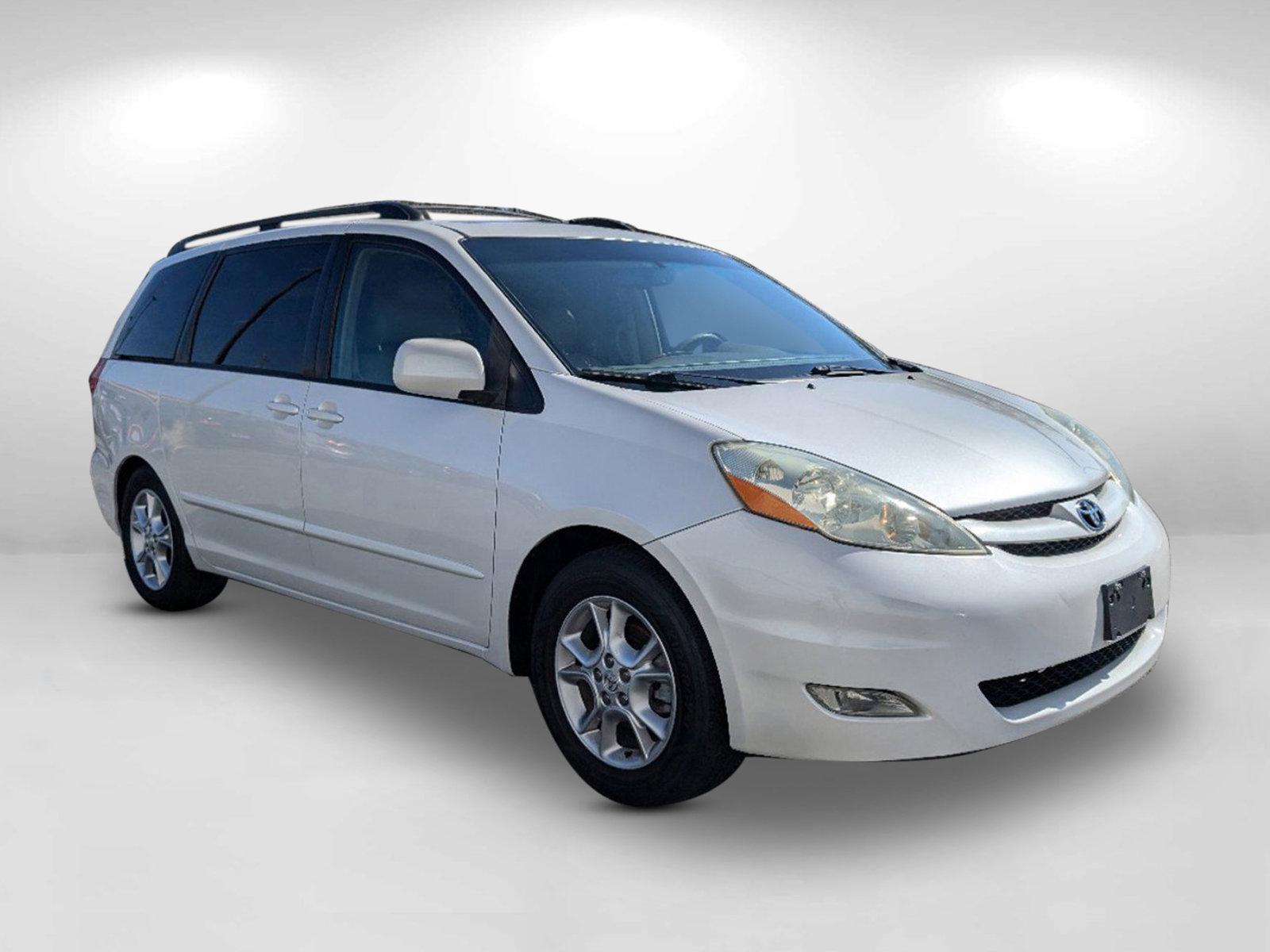 2006 Toyota Sienna (5TDZA22C46S) with an Gas V6 3.3L/201 engine, 5-Speed Automatic transmission, located at 3959 U.S. 80 W, Phenix City, AL, 36870, (334) 297-4885, 32.469296, -85.135185 - 2006 Toyota Sienna - Photo#7