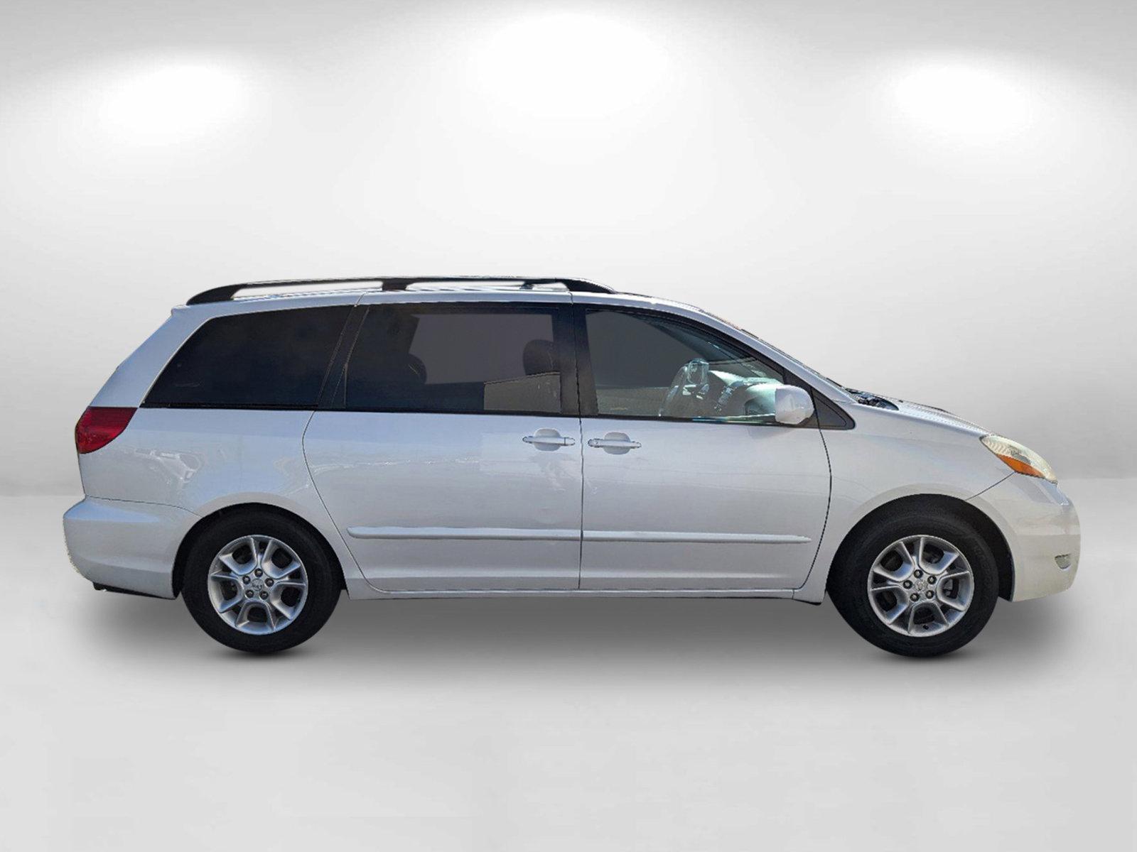 2006 Toyota Sienna (5TDZA22C46S) with an Gas V6 3.3L/201 engine, 5-Speed Automatic transmission, located at 3959 U.S. 80 W, Phenix City, AL, 36870, (334) 297-4885, 32.469296, -85.135185 - 2006 Toyota Sienna - Photo#8