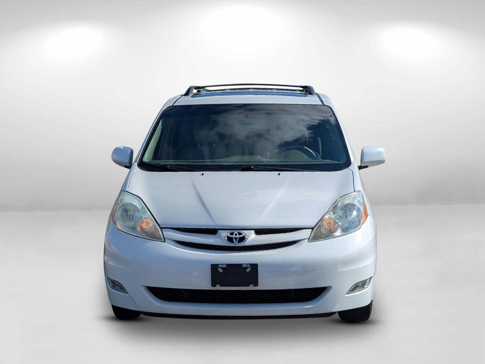 2006 Toyota Sienna (5TDZA22C46S) with an Gas V6 3.3L/201 engine, 5-Speed Automatic transmission, located at 521 Old Farm Lane Rd, Prattville, AL, 36066, (334) 325-1505, 32.482460, -86.416367 - 2006 Toyota Sienna - Photo#5