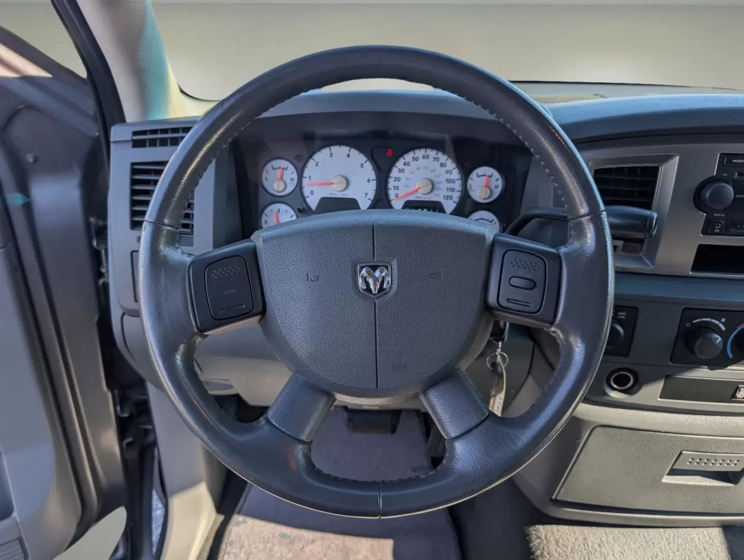 2008 /Medium Slate Gray Dodge Ram 1500 SLT (1D7HU18218J) with an Other engine, located at 3959 U.S. 80 W, Phenix City, AL, 36870, (334) 297-4885, 32.469296, -85.135185 - 2008 Dodge Ram 1500 SLT - Photo#16