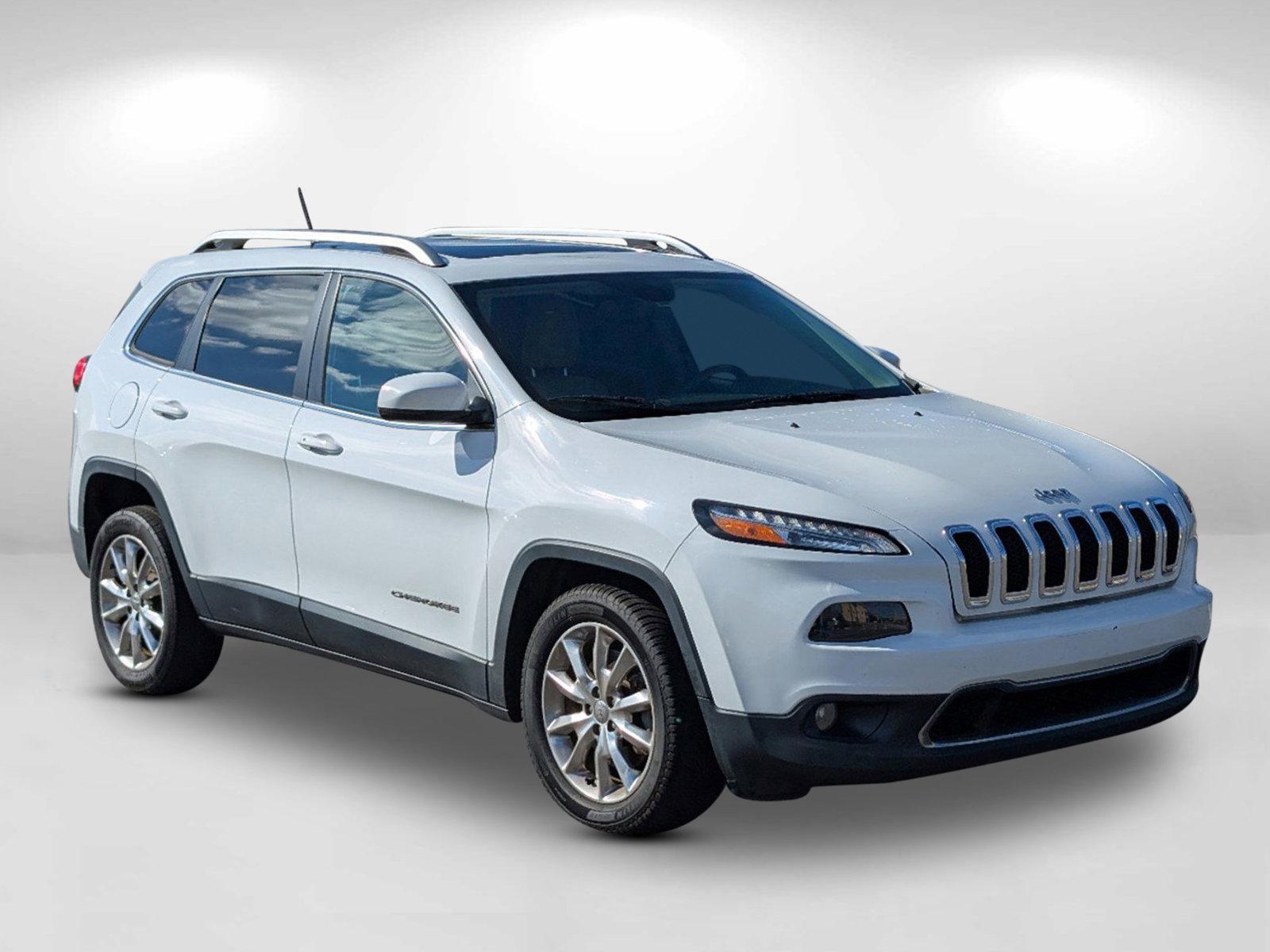 2015 /Lt Frost Beige/Black Jeep Cherokee Limited (1C4PJLDS8FW) with an Regular Unleaded V-6 3.2 L/198 engine, 9-Speed Automatic w/OD transmission, located at 521 Old Farm Lane Rd, Prattville, AL, 36066, (334) 325-1505, 32.482460, -86.416367 - 2015 Jeep Cherokee Limited - Photo#10