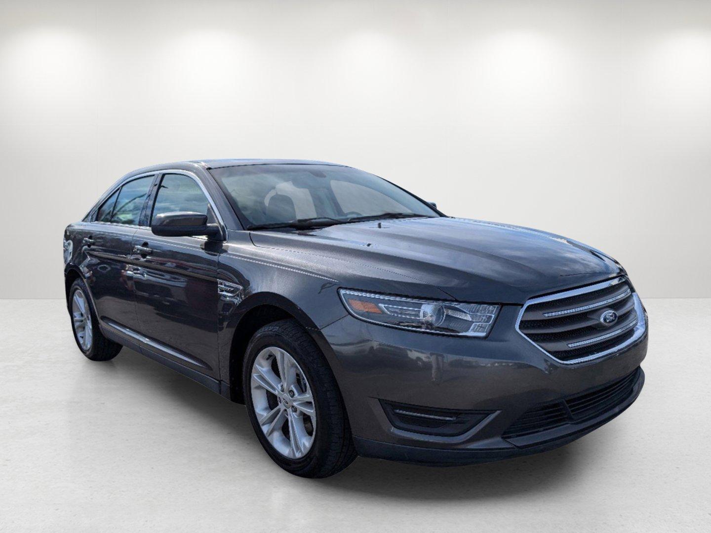 2015 Ford Taurus SEL (1FAHP2E80FG) with an Regular Unleaded V-6 3.5 L/213 engine, 6-Speed Automatic w/OD transmission, located at 5115 14th Ave., Columbus, GA, 31904, (706) 323-0345, 32.511494, -84.971046 - 2015 Ford Taurus SEL - Photo#2