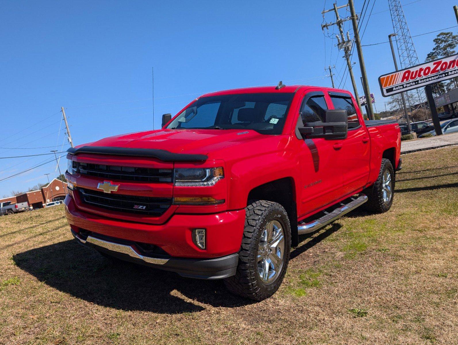 2016 /Jet Black Chevrolet Silverado 1500 LT (3GCUKREC2GG) with an Gas V8 5.3L/325 engine, 6-Speed Automatic transmission, located at 3959 U.S. 80 W, Phenix City, AL, 36870, (334) 297-4885, 32.469296, -85.135185 - 2016 Chevrolet Silverado 1500 LT - Photo#1