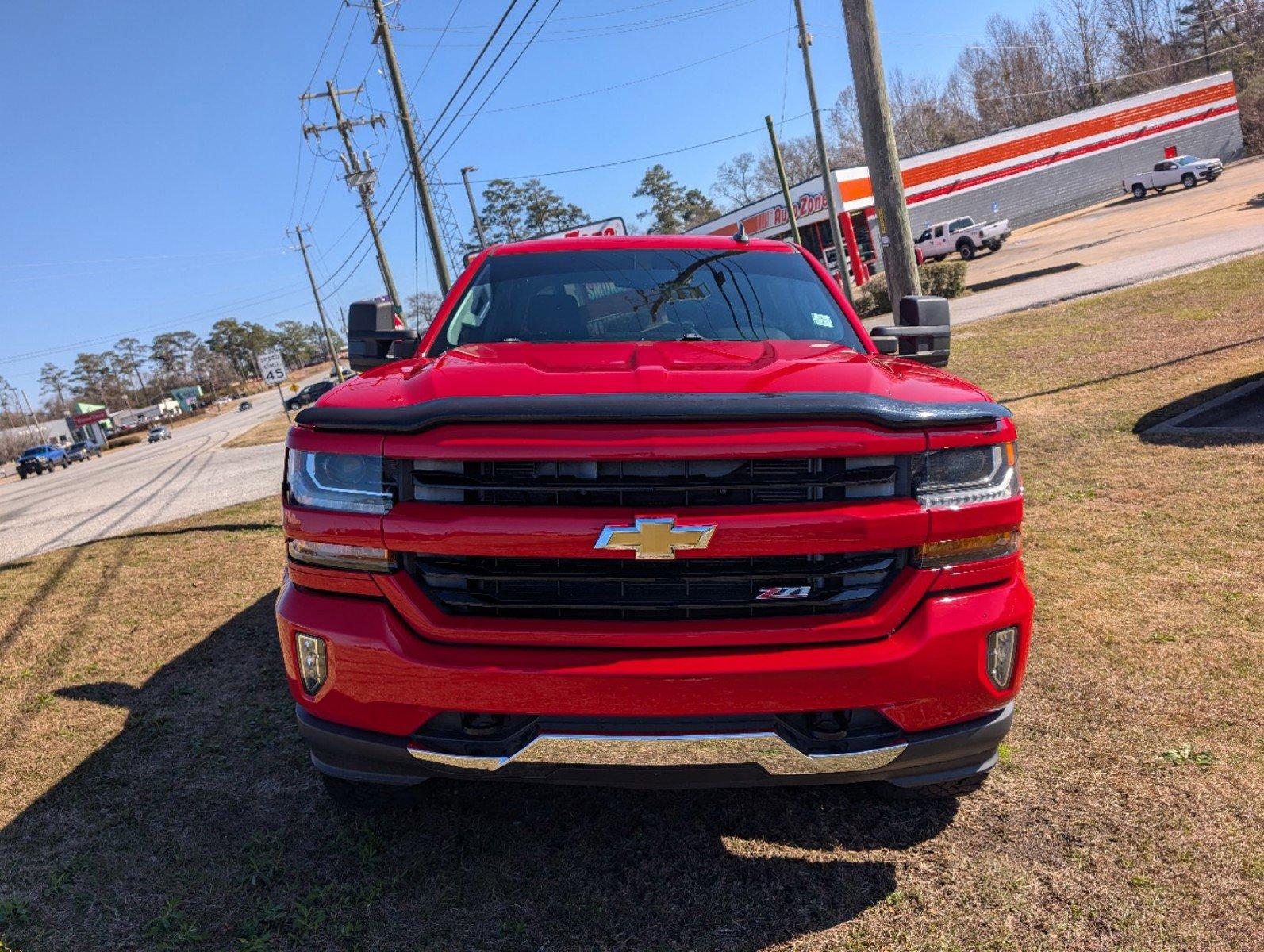 2016 /Jet Black Chevrolet Silverado 1500 LT (3GCUKREC2GG) with an Gas V8 5.3L/325 engine, 6-Speed Automatic transmission, located at 3959 U.S. 80 W, Phenix City, AL, 36870, (334) 297-4885, 32.469296, -85.135185 - 2016 Chevrolet Silverado 1500 LT - Photo#2