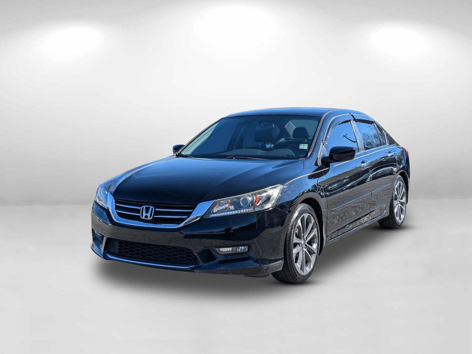 2014 Honda Accord Sedan Sport (1HGCR2F53EA) with an Regular Unleaded I-4 2.4 L/144 engine, 1-Speed CVT w/OD transmission, located at 3959 U.S. 80 W, Phenix City, AL, 36870, (334) 297-4885, 32.469296, -85.135185 - 2014 Honda Accord Sedan Sport - Photo#4