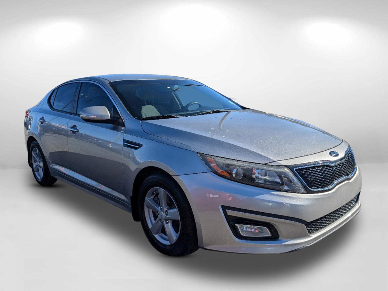 2014 /Beige Kia Optima LX (5XXGM4A76EG) with an Regular Unleaded I-4 2.4 L/144 engine, 6-Speed Automatic w/OD transmission, located at 1430 Gateway Drive, Opelika, AL, 36801, (334) 239-0944, 32.637871, -85.409790 - 2014 Kia Optima LX - Photo#2