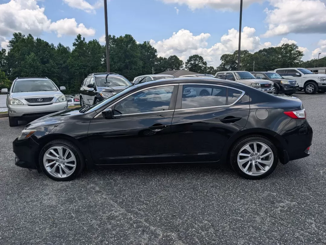 2016 Acura ILX w/Premium Pkg (19UDE2F7XGA) with an Premium Unleaded I-4 2.4 L/144 engine, 8-Speed Auto-Shift Manual w/OD transmission, located at 3959 U.S. 80 W, Phenix City, AL, 36870, (334) 297-4885, 32.469296, -85.135185 - 2016 Acura ILX w/Premium Pkg - Photo#7