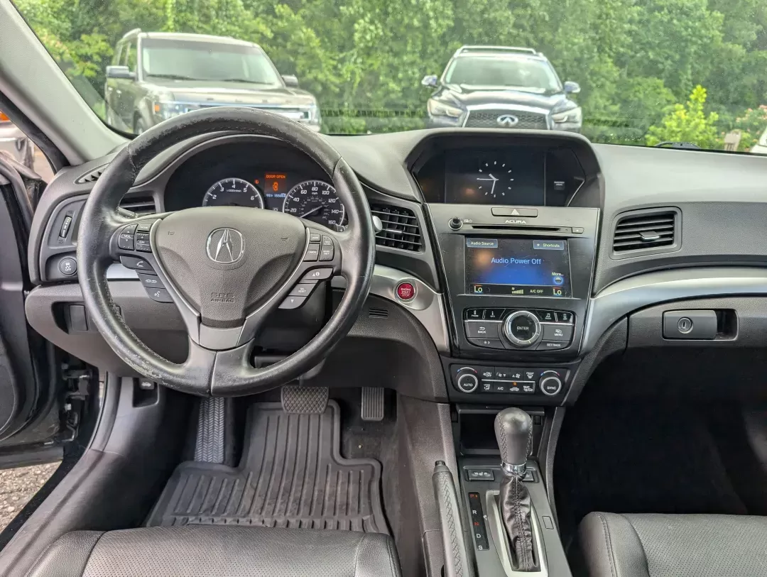 2016 Acura ILX w/Premium Pkg (19UDE2F7XGA) with an Premium Unleaded I-4 2.4 L/144 engine, 8-Speed Auto-Shift Manual w/OD transmission, located at 3959 U.S. 80 W, Phenix City, AL, 36870, (334) 297-4885, 32.469296, -85.135185 - 2016 Acura ILX w/Premium Pkg - Photo#11