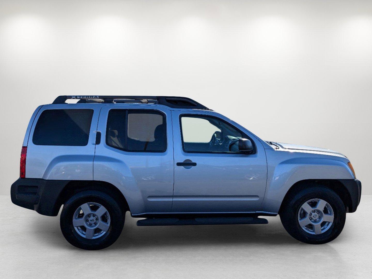 2007 Nissan Xterra S (5N1AN08U37C) with an Gas V6 4.0L/241 engine, 5-Speed Automatic w/OD transmission, located at 1430 Gateway Drive, Opelika, AL, 36801, (334) 239-0944, 32.637871, -85.409790 - 2007 Nissan Xterra S - Photo#3