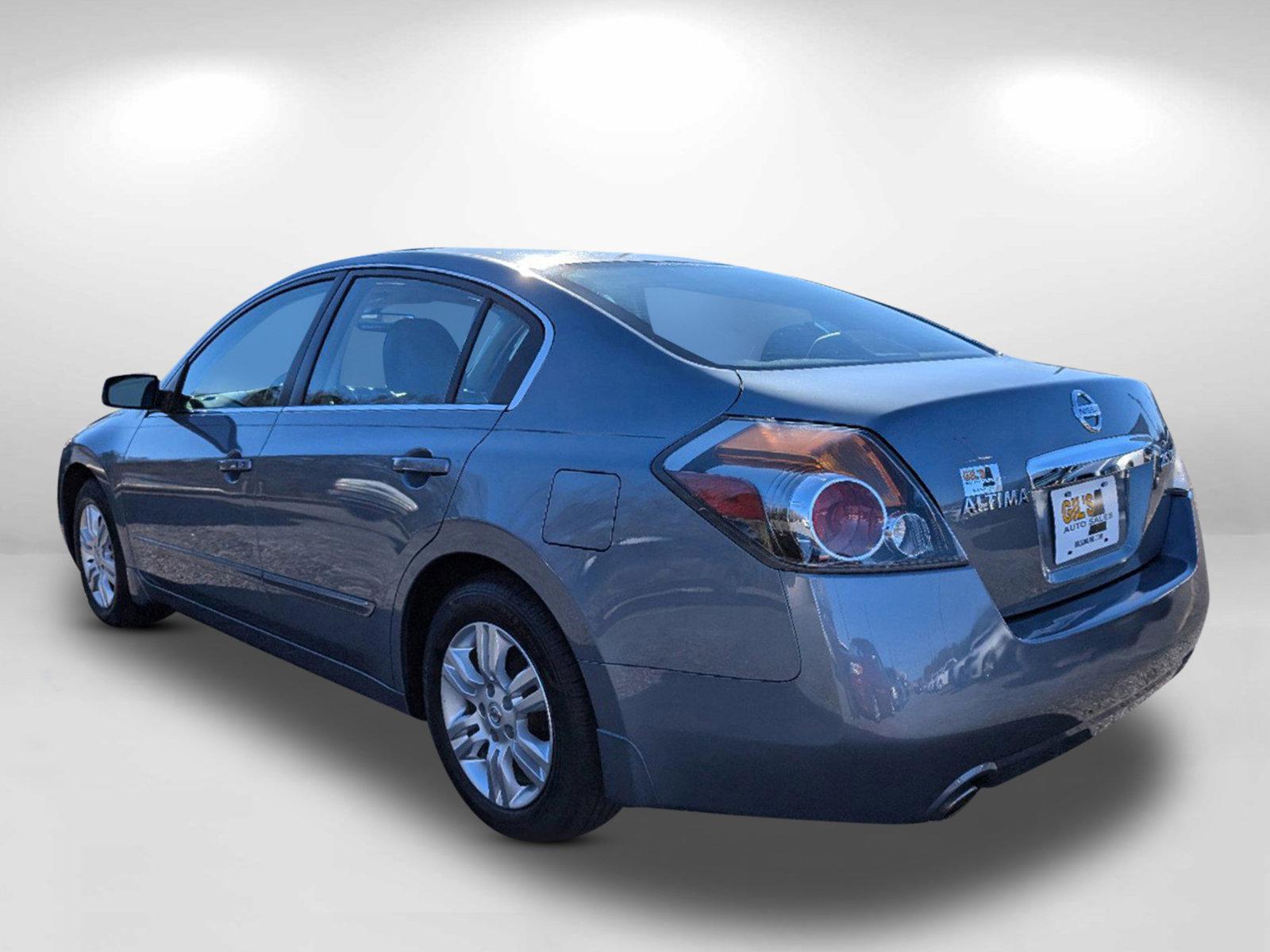 2012 /Charcoal Nissan Altima 2.5 SL (1N4AL2AP4CC) with an Gas I4 2.5L/ engine, 1-Speed Continuously Variable Ratio transmission, located at 3959 U.S. 80 W, Phenix City, AL, 36870, (334) 297-4885, 32.469296, -85.135185 - 2012 Nissan Altima 2.5 SL - Photo#10