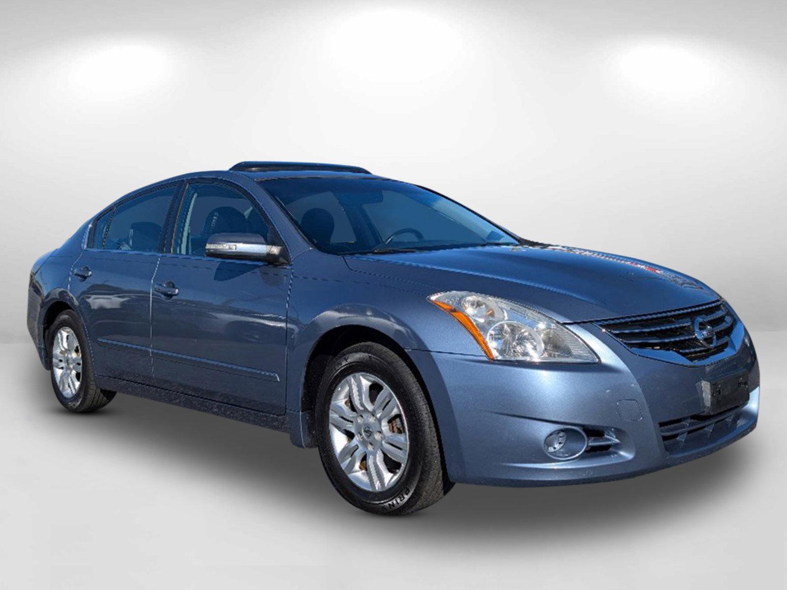 2012 /Charcoal Nissan Altima 2.5 SL (1N4AL2AP4CC) with an Gas I4 2.5L/ engine, 1-Speed Continuously Variable Ratio transmission, located at 3959 U.S. 80 W, Phenix City, AL, 36870, (334) 297-4885, 32.469296, -85.135185 - 2012 Nissan Altima 2.5 SL - Photo#6