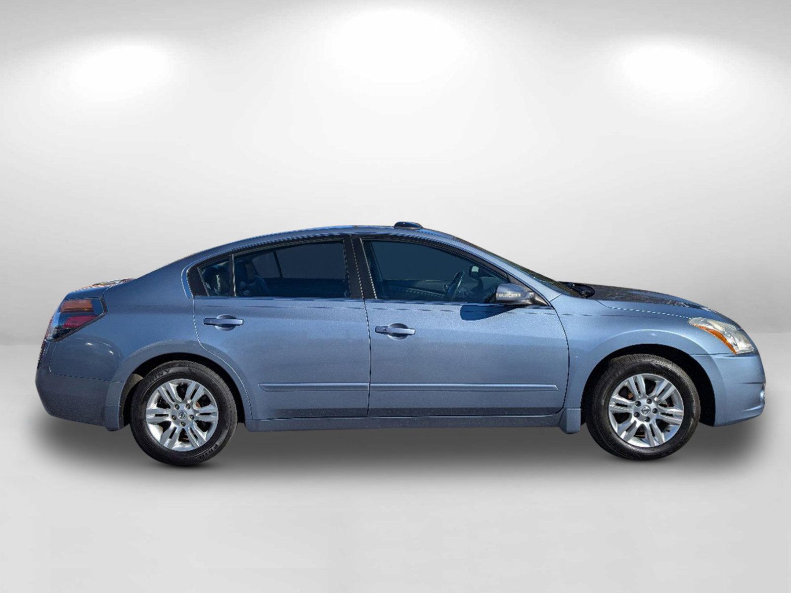 2012 /Charcoal Nissan Altima 2.5 SL (1N4AL2AP4CC) with an Gas I4 2.5L/ engine, 1-Speed Continuously Variable Ratio transmission, located at 3959 U.S. 80 W, Phenix City, AL, 36870, (334) 297-4885, 32.469296, -85.135185 - 2012 Nissan Altima 2.5 SL - Photo#7