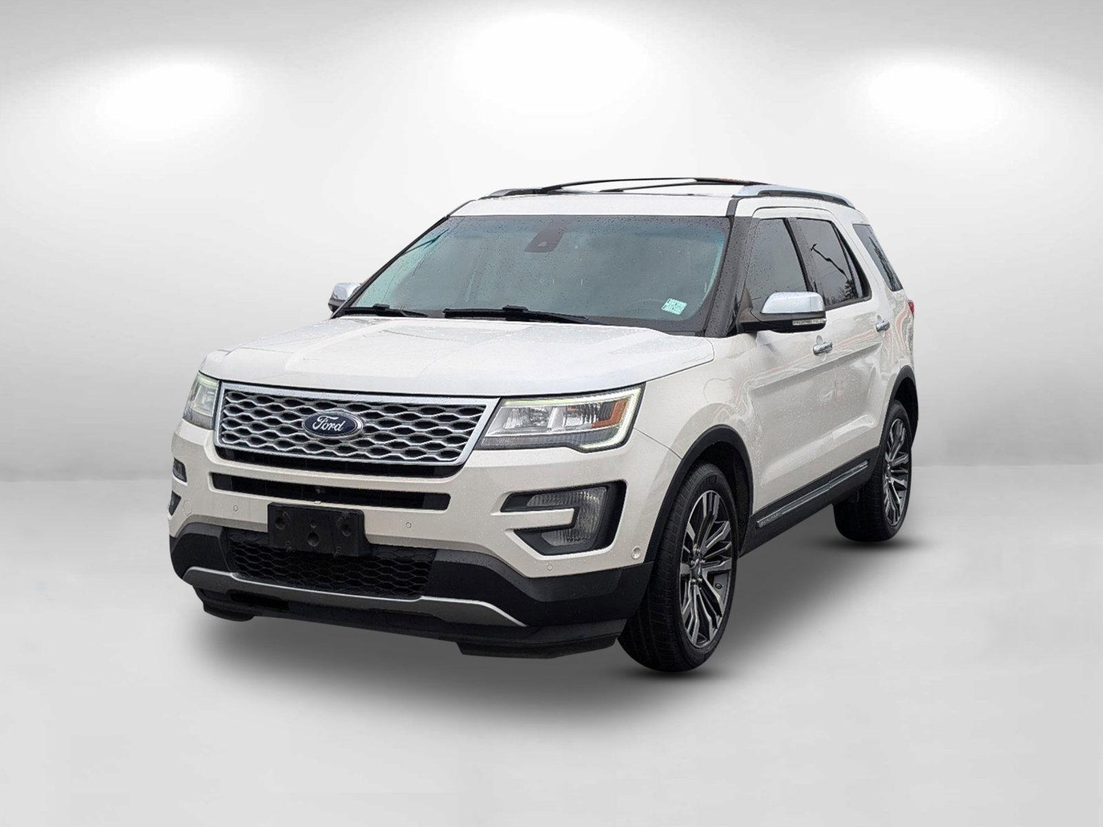 2016 Ford Explorer Platinum (1FM5K8HTXGG) with an Twin Turbo Premium Unleaded V-6 3.5 L/213 engine, 6-Speed Automatic w/OD transmission, located at 3959 U.S. 80 W, Phenix City, AL, 36870, (334) 297-4885, 32.469296, -85.135185 - 2016 Ford Explorer Platinum - Photo#4