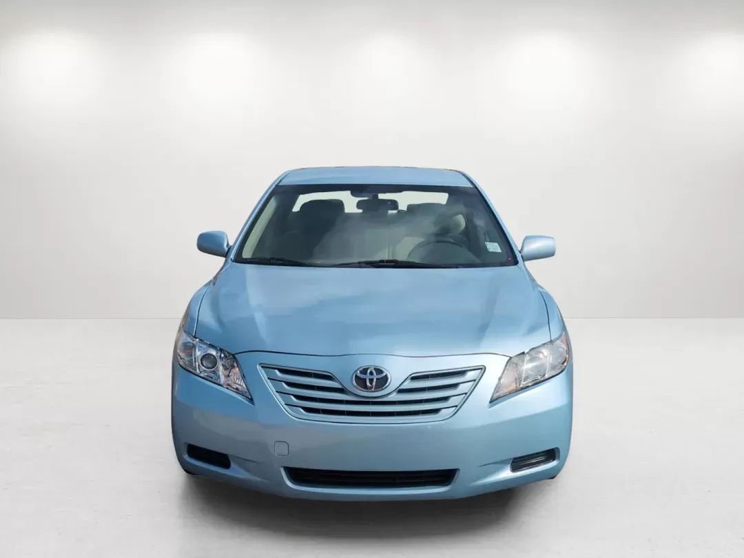2009 /Ash Toyota Camry LE (4T1BE46K69U) with an Gas I4 2.4L/144 engine, 5-Speed Automatic w/OD transmission, located at 3959 U.S. 80 W, Phenix City, AL, 36870, (334) 297-4885, 32.469296, -85.135185 - 2009 Toyota Camry LE - Photo#1