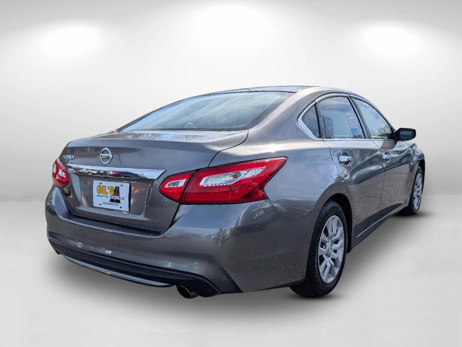 2017 Nissan Altima 2.5 (1N4AL3AP5HC) with an Regular Unleaded I-4 2.5 L/152 engine, 1-Speed CVT w/OD transmission, located at 3959 U.S. 80 W, Phenix City, AL, 36870, (334) 297-4885, 32.469296, -85.135185 - 2017 Nissan Altima 2.5 - Photo#8