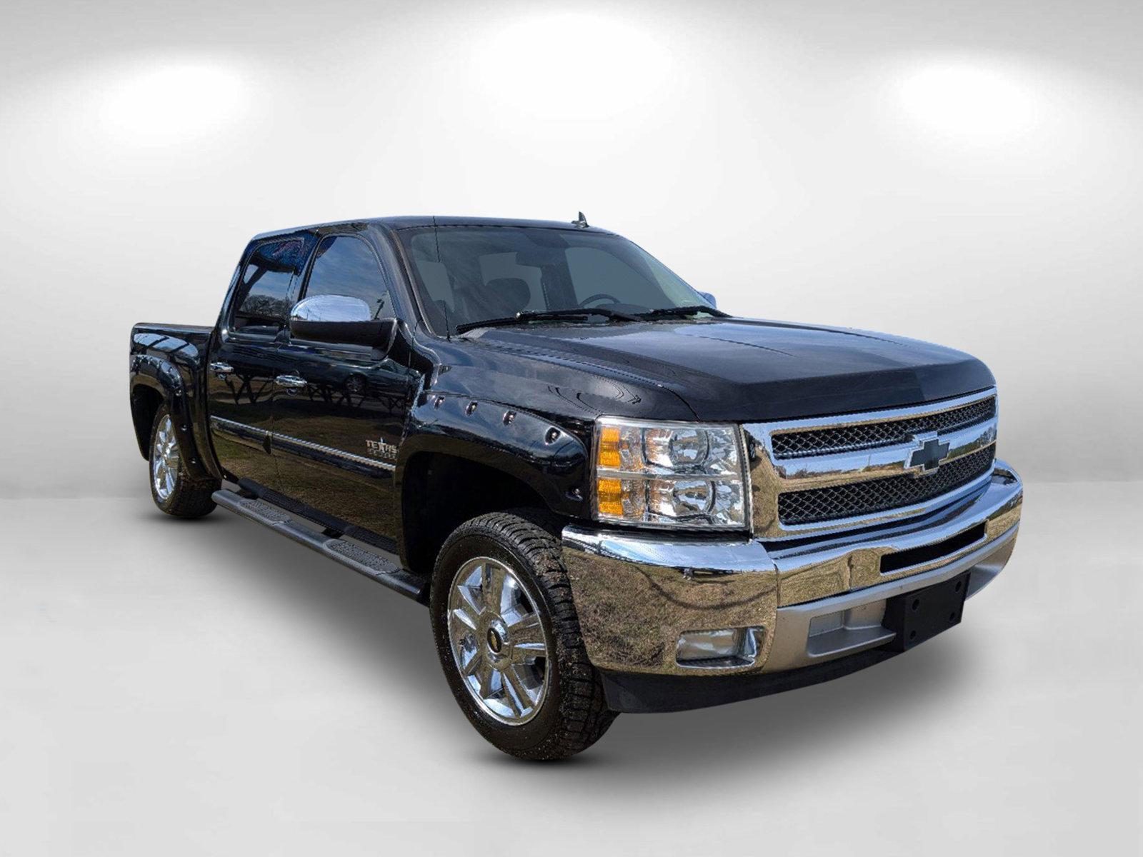 2012 /Ebony Chevrolet Silverado 1500 LT (3GCPCSE00CG) with an Gas/Ethanol V8 5.3L/323 engine, 6-Speed Automatic transmission, located at 3959 U.S. 80 W, Phenix City, AL, 36870, (334) 297-4885, 32.469296, -85.135185 - 2012 Chevrolet Silverado 1500 LT - Photo#4