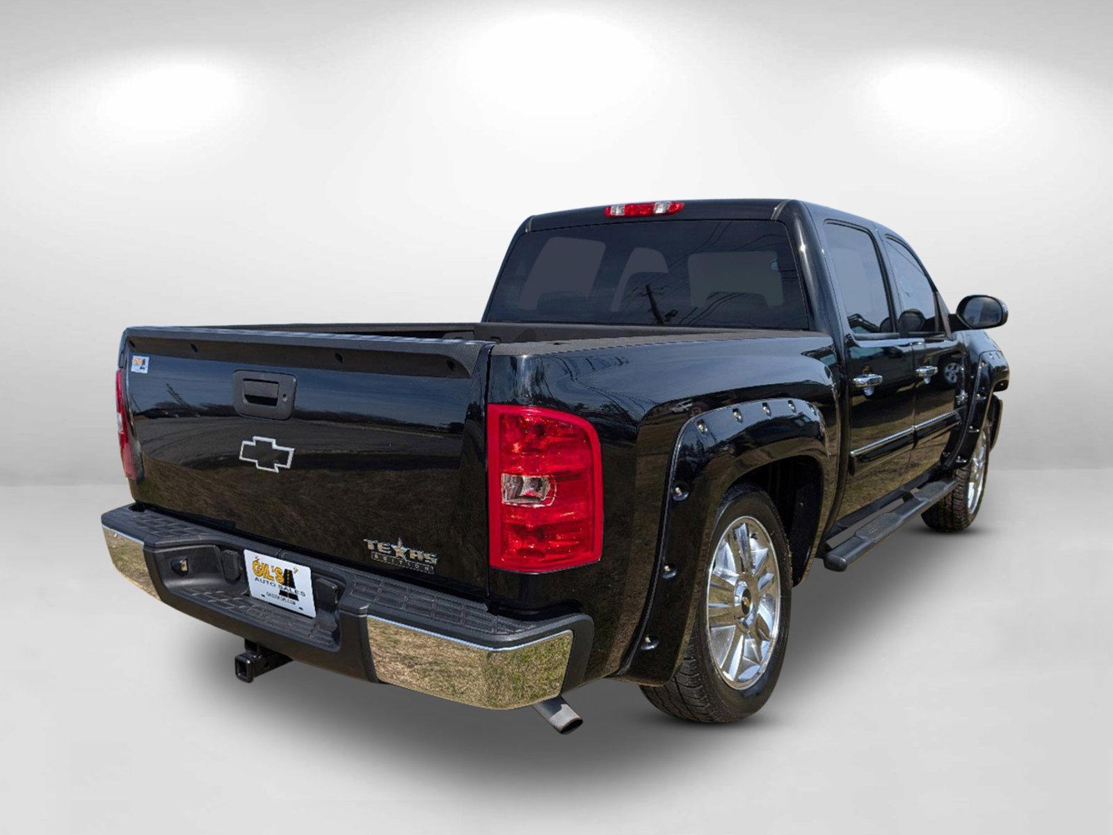 2012 /Ebony Chevrolet Silverado 1500 LT (3GCPCSE00CG) with an Gas/Ethanol V8 5.3L/323 engine, 6-Speed Automatic transmission, located at 3959 U.S. 80 W, Phenix City, AL, 36870, (334) 297-4885, 32.469296, -85.135185 - 2012 Chevrolet Silverado 1500 LT - Photo#6