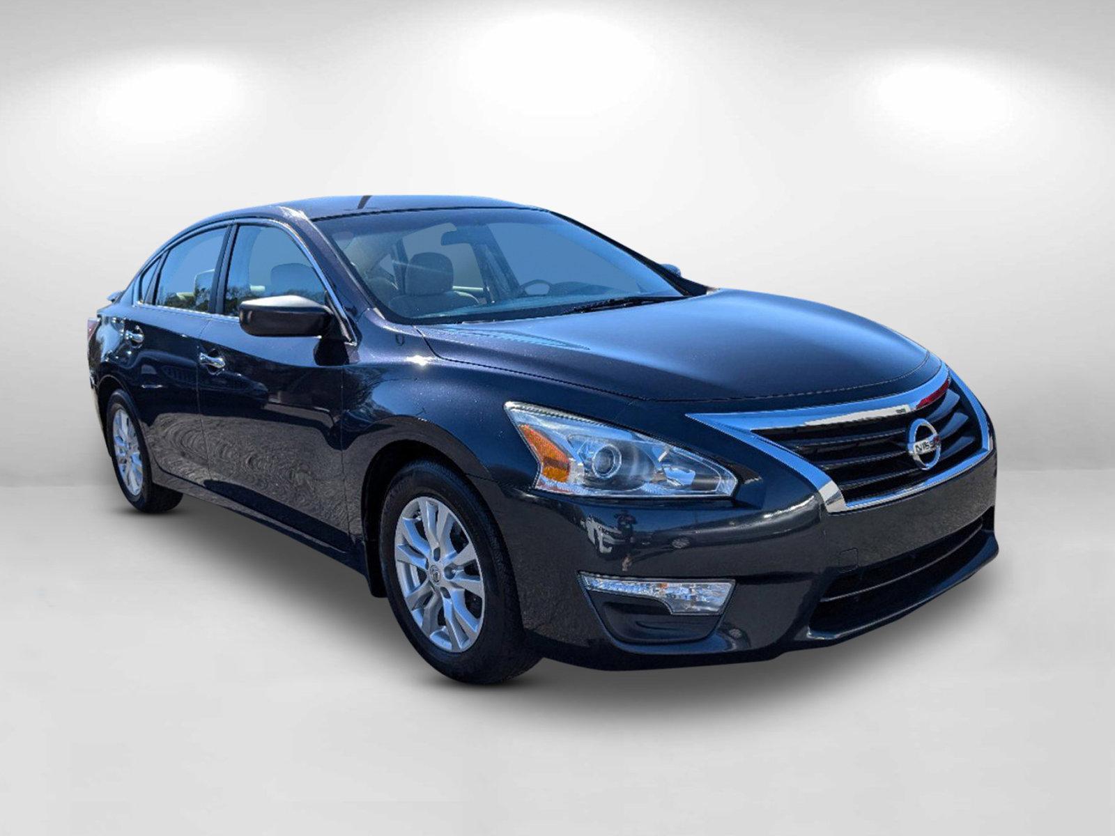 2014 /Beige Nissan Altima 2.5 S (1N4AL3APXEC) with an Regular Unleaded I-4 2.5 L/152 engine, 1-Speed CVT w/OD transmission, located at 5115 14th Ave., Columbus, GA, 31904, (706) 323-0345, 32.511494, -84.971046 - 2014 Nissan Altima 2.5 S - Photo#2