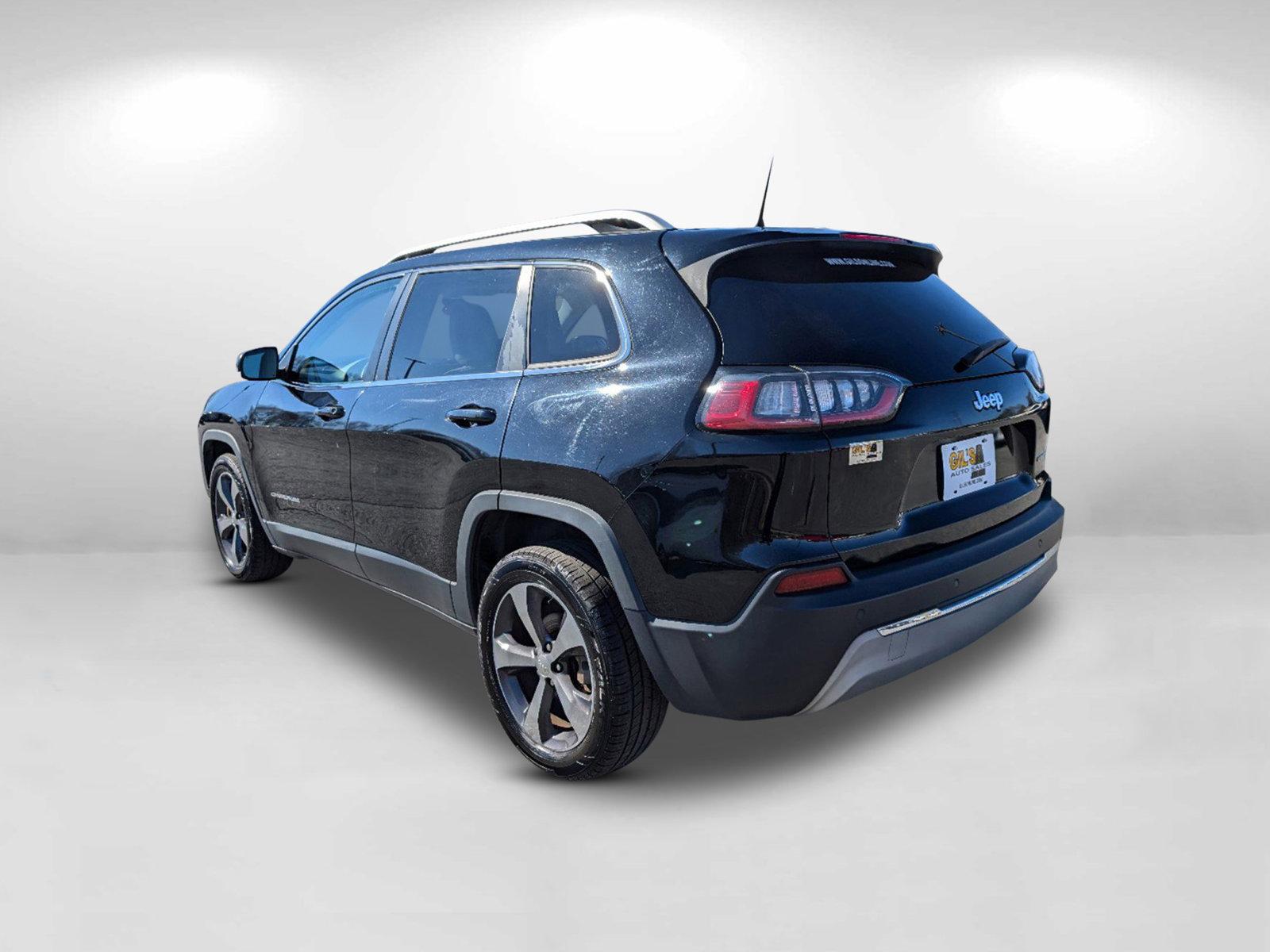 2019 /Ski Gray/Black Jeep Cherokee Limited (1C4PJLDB2KD) with an Regular Unleaded I-4 2.4 L/144 engine, 9-Speed Automatic w/OD transmission, located at 5115 14th Ave., Columbus, GA, 31904, (706) 323-0345, 32.511494, -84.971046 - 2019 Jeep Cherokee Limited - Photo#10