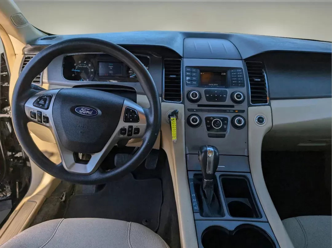 2017 Ford Taurus SE (1FAHP2D81HG) with an Regular Unleaded V-6 3.5 L/213 engine, 6-Speed Automatic w/OD transmission, located at 7000 Northlake Connector, Columbus, GA, 31904, (706) 987-8085, 32.524975, -84.978134 - 2017 Ford Taurus SE - Photo#9