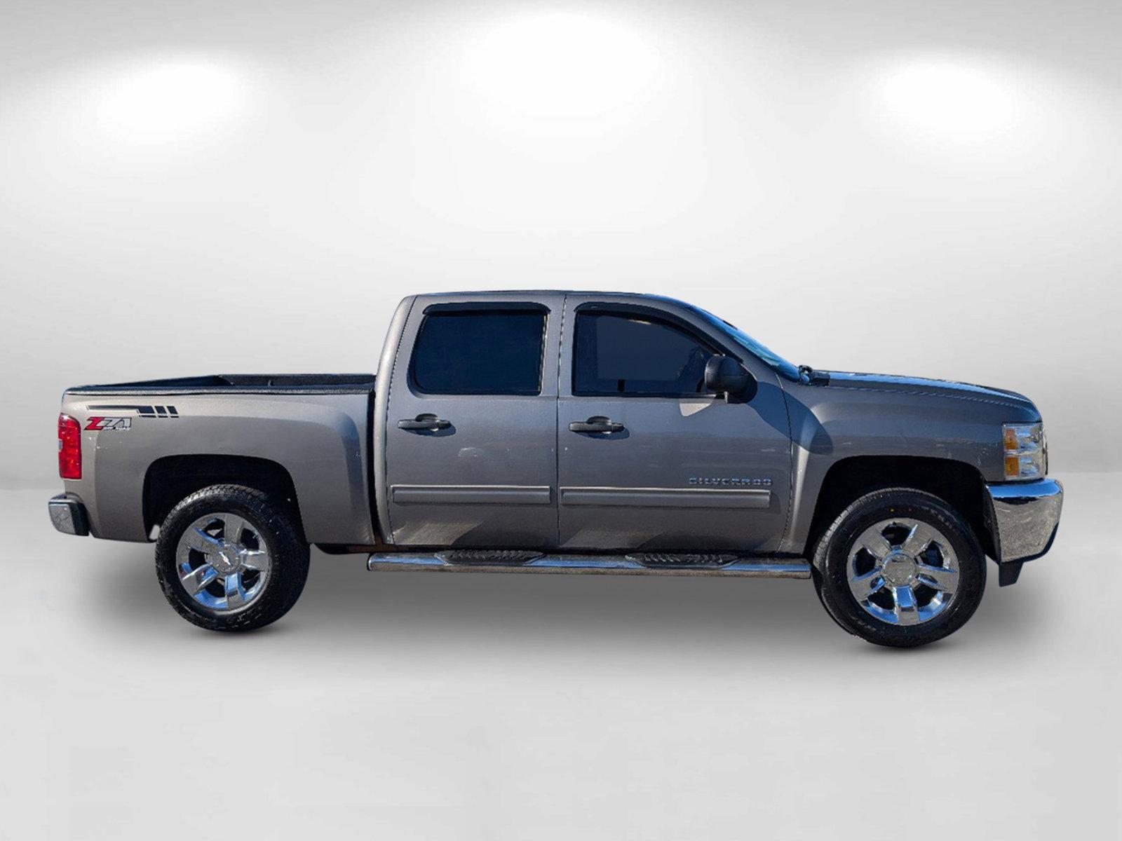 2013 /Dark Titanium Chevrolet Silverado 1500 LS (3GCPCREA7DG) with an Gas/Ethanol V8 4.8L/293 engine, 4-Speed Automatic transmission, located at 3959 U.S. 80 W, Phenix City, AL, 36870, (334) 297-4885, 32.469296, -85.135185 - 2013 Chevrolet Silverado 1500 LS - Photo#7