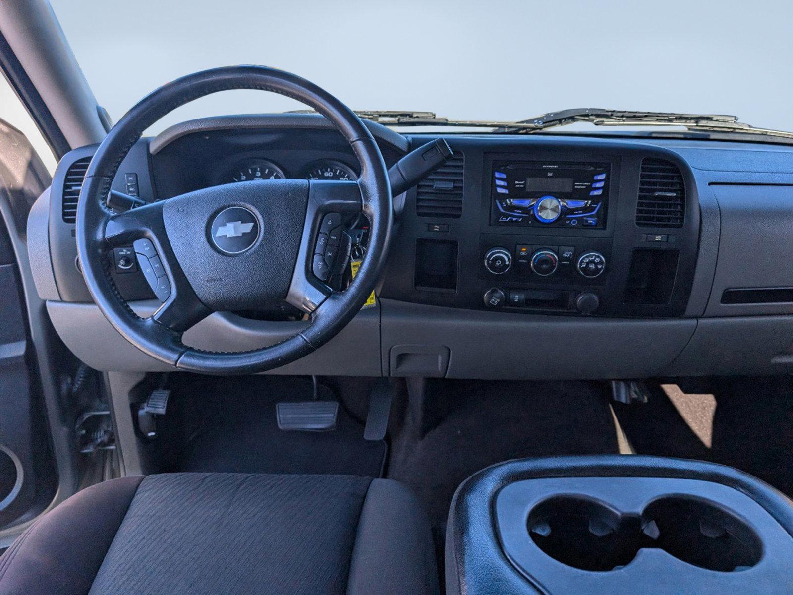 2013 /Dark Titanium Chevrolet Silverado 1500 LS (3GCPCREA7DG) with an Gas/Ethanol V8 4.8L/293 engine, 4-Speed Automatic transmission, located at 3959 U.S. 80 W, Phenix City, AL, 36870, (334) 297-4885, 32.469296, -85.135185 - 2013 Chevrolet Silverado 1500 LS - Photo#15