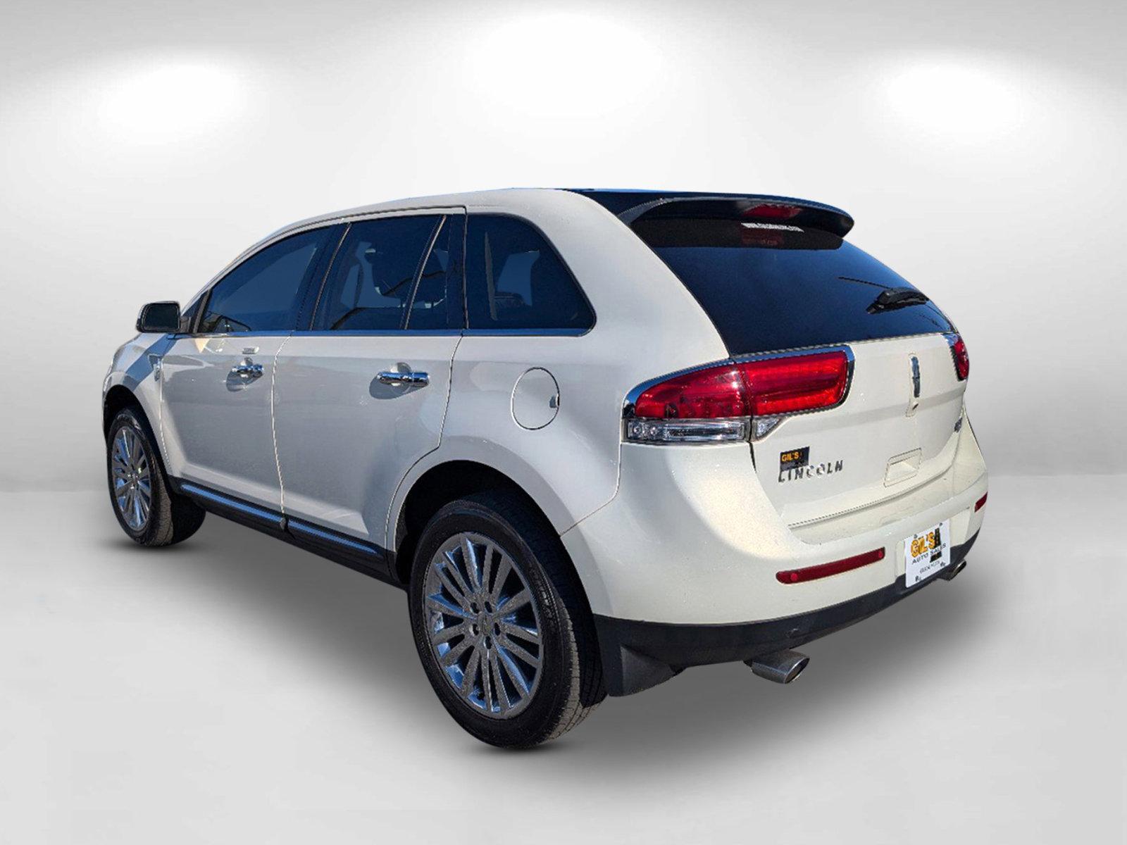 2013 Lincoln MKX (2LMDJ6JK8DB) with an Gas V6 3.7L/213 engine, 6-Speed Automatic transmission, located at 804 22nd Ave, Phenix City, AL, 36870, (334) 297-1860, 32.484749, -85.024475 - 2013 Lincoln MKX - Photo#6