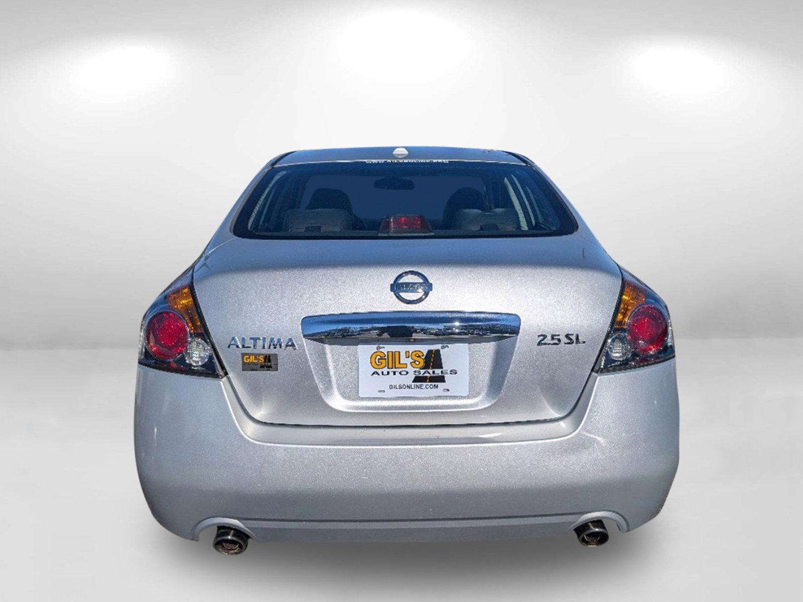 2010 /Charcoal Nissan Altima 2.5 SL (1N4AL2AP2AN) with an Gas I4 2.5L/ engine, 1-Speed Continuously Variable transmission, located at 3959 U.S. 80 W, Phenix City, AL, 36870, (334) 297-4885, 32.469296, -85.135185 - 2010 Nissan Altima 2.5 SL - Photo#8