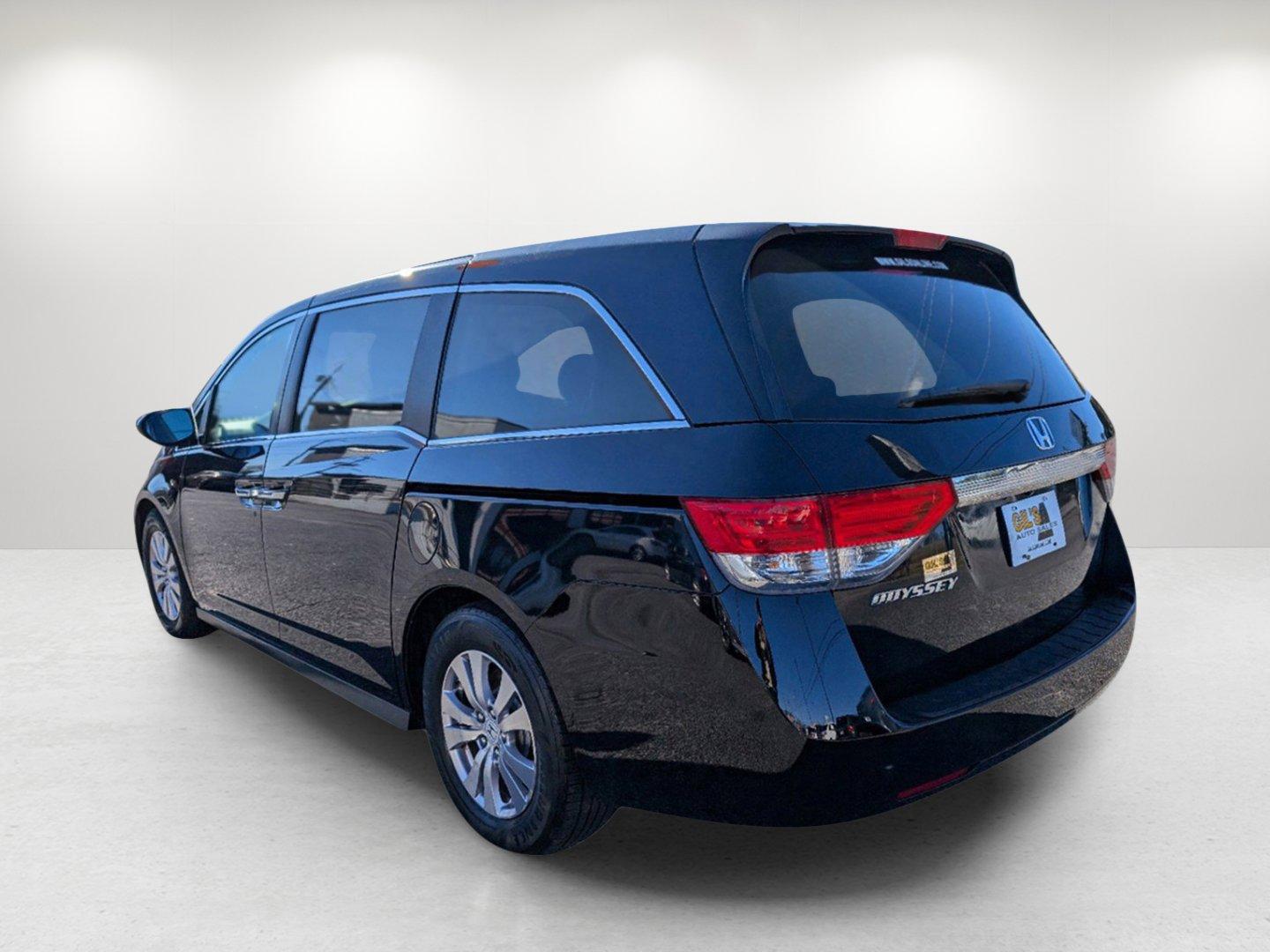 2014 Honda Odyssey EX-L (5FNRL5H69EB) with an Regular Unleaded V-6 3.5 L/212 engine, 6-Speed Automatic w/OD transmission, located at 1430 Gateway Drive, Opelika, AL, 36801, (334) 239-0944, 32.637871, -85.409790 - 2014 Honda Odyssey EX-L - Photo#6