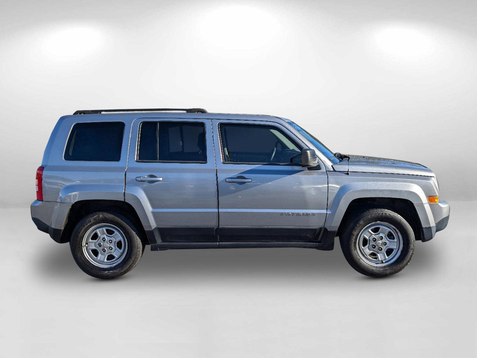 2017 /Dark Slate Gray Jeep Patriot Sport (1C4NJPBB0HD) with an Regular Unleaded I-4 2.4 L/144 engine, 6-Speed Automatic w/OD transmission, located at 3959 U.S. 80 W, Phenix City, AL, 36870, (334) 297-4885, 32.469296, -85.135185 - 2017 Jeep Patriot Sport - Photo#6