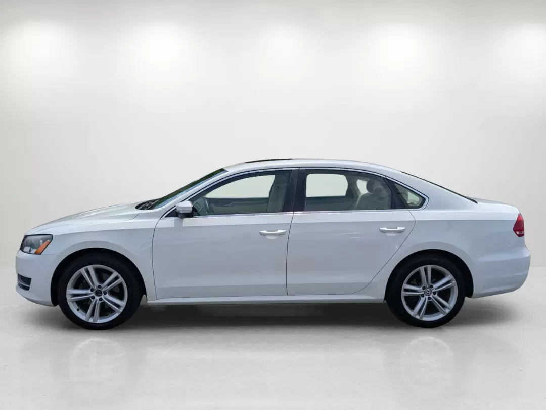 2014 Volkswagen Passat TDI SE w/Sunroof (1VWBN7A35EC) with an Intercooled Turbo Diesel I-4 2.0 L/120 engine, 6-Speed Auto-Shift Manual w/OD transmission, located at 804 22nd Ave, Phenix City, AL, 36870, (334) 297-1860, 32.484749, -85.024475 - 2014 Volkswagen Passat TDI SE w/Sunroof - Photo#1