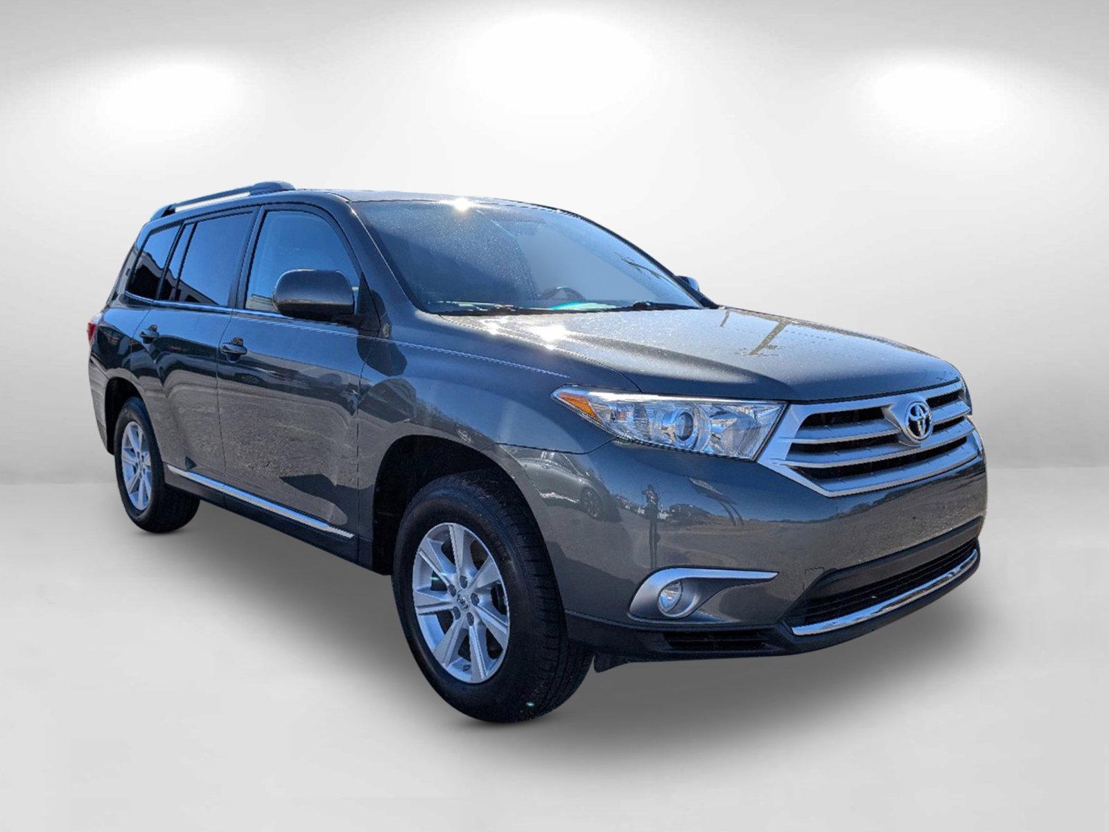 2012 Toyota Highlander (5TDZA3EH6CS) with an Gas I4 2.7L/163 engine, 6-Speed Automatic transmission, located at 3959 U.S. 80 W, Phenix City, AL, 36870, (334) 297-4885, 32.469296, -85.135185 - 2012 Toyota Highlander - Photo#7