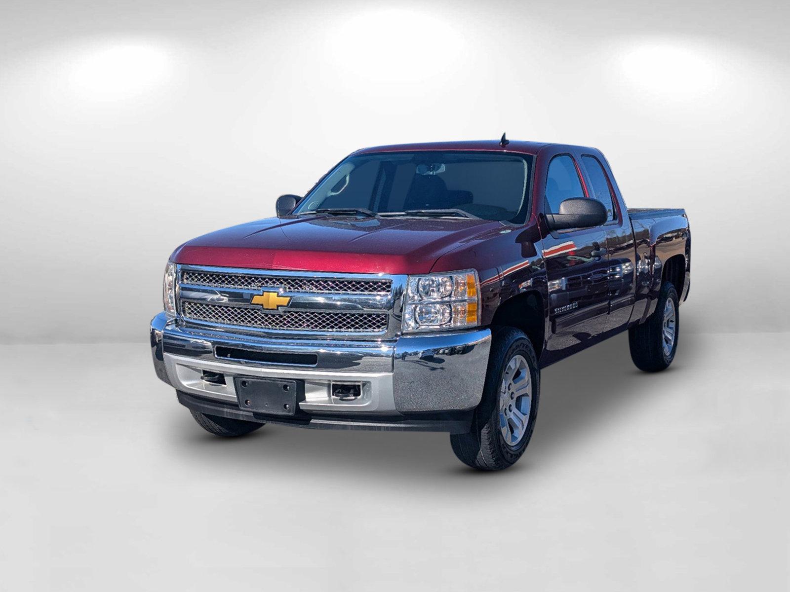 2013 /Ebony Chevrolet Silverado 1500 LT (1GCRKSEA3DZ) with an Gas/Ethanol V8 4.8L/293 engine, 4-Speed Automatic transmission, located at 3959 U.S. 80 W, Phenix City, AL, 36870, (334) 297-4885, 32.469296, -85.135185 - 2013 Chevrolet Silverado 1500 LT - Photo#3