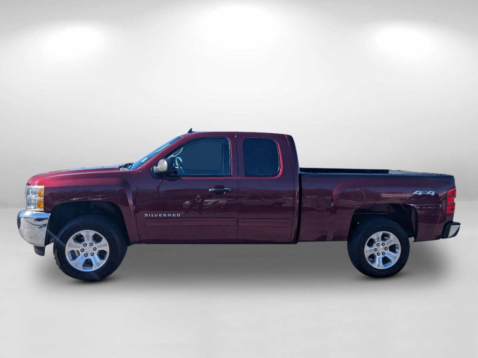 2013 /Ebony Chevrolet Silverado 1500 LT (1GCRKSEA3DZ) with an Gas/Ethanol V8 4.8L/293 engine, 4-Speed Automatic transmission, located at 3959 U.S. 80 W, Phenix City, AL, 36870, (334) 297-4885, 32.469296, -85.135185 - 2013 Chevrolet Silverado 1500 LT - Photo#10