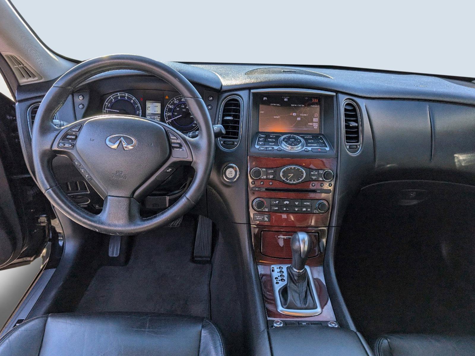 2016 /Graphite INFINITI QX50 (JN1BJ0RP8GM) with an Premium Unleaded V-6 3.7 L/226 engine, 7-Speed Automatic w/OD transmission, located at 3959 U.S. 80 W, Phenix City, AL, 36870, (334) 297-4885, 32.469296, -85.135185 - 2016 INFINITI QX50 - Photo#15