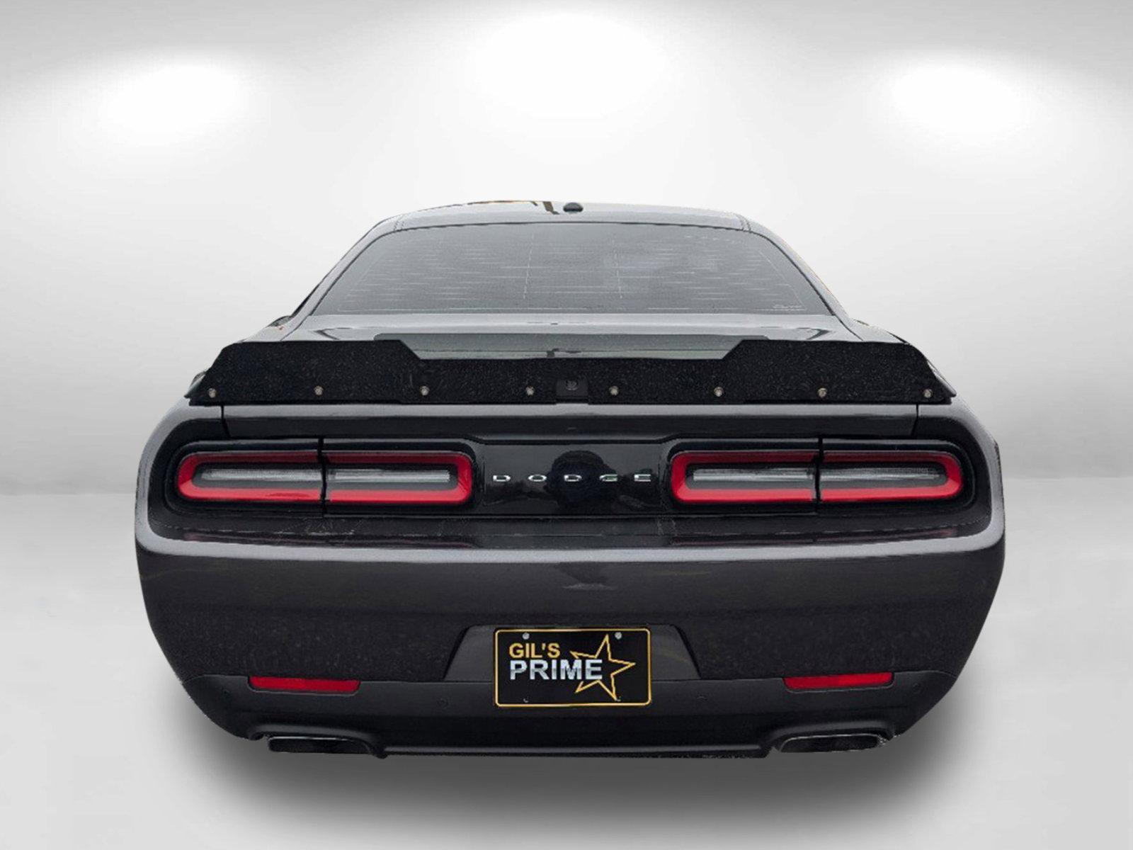 2019 /Black Dodge Challenger R/T (2C3CDZBT4KH) with an Regular Unleaded V-8 5.7 L/345 engine, 8-Speed Automatic w/OD transmission, located at 7000 Northlake Connector, Columbus, GA, 31904, (706) 987-8085, 32.524975, -84.978134 - 2019 Dodge Challenger R/T - Photo#5