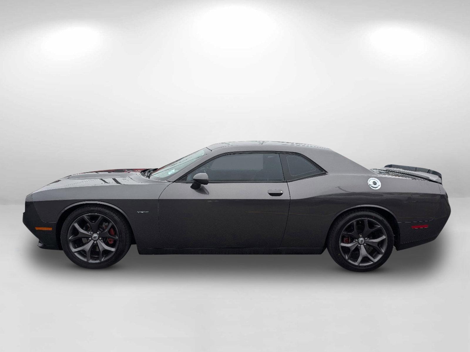 2019 /Black Dodge Challenger R/T (2C3CDZBT4KH) with an Regular Unleaded V-8 5.7 L/345 engine, 8-Speed Automatic w/OD transmission, located at 7000 Northlake Connector, Columbus, GA, 31904, (706) 987-8085, 32.524975, -84.978134 - 2019 Dodge Challenger R/T - Photo#7