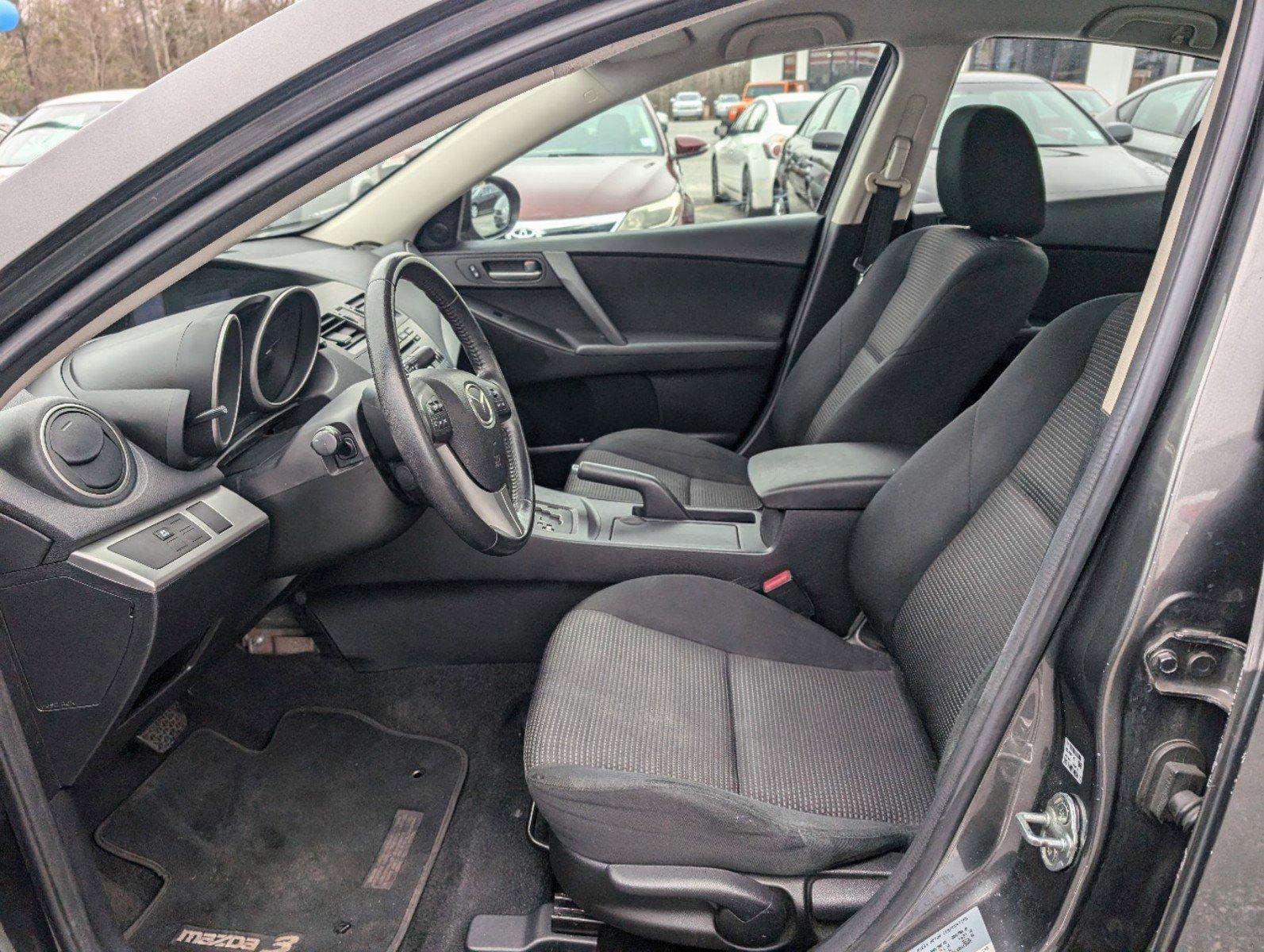 2012 /Black Mazda Mazda3 i Touring (JM1BL1V84C1) with an Gas I4 2.0L/122 engine, 6-Speed Automatic transmission, located at 3959 U.S. 80 W, Phenix City, AL, 36870, (334) 297-4885, 32.469296, -85.135185 - 2012 Mazda Mazda3 i Touring - Photo#9